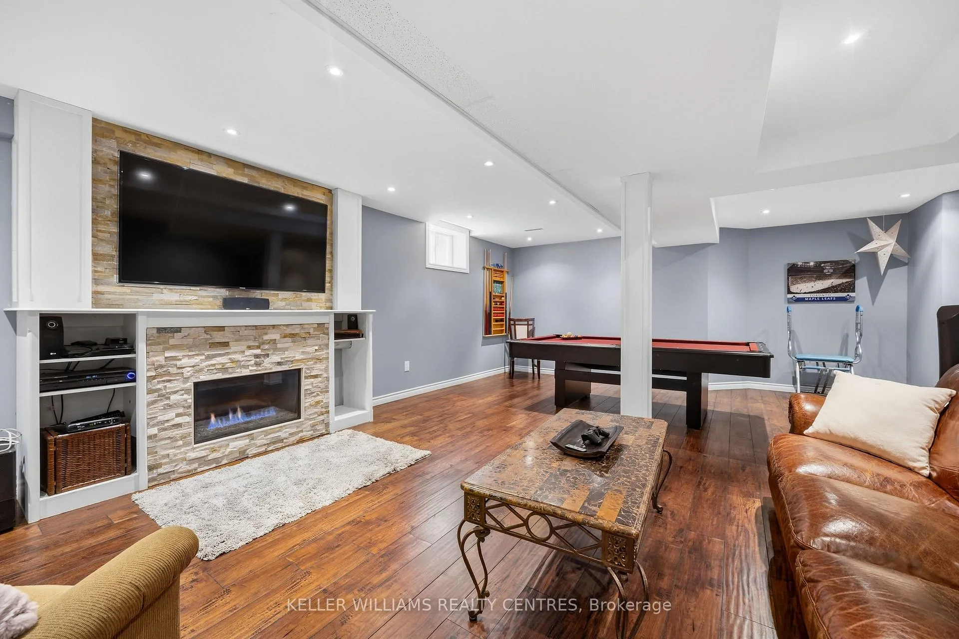 Photo 23 of 13 Surrey Street, Barrie, Little Lake — HOMEH