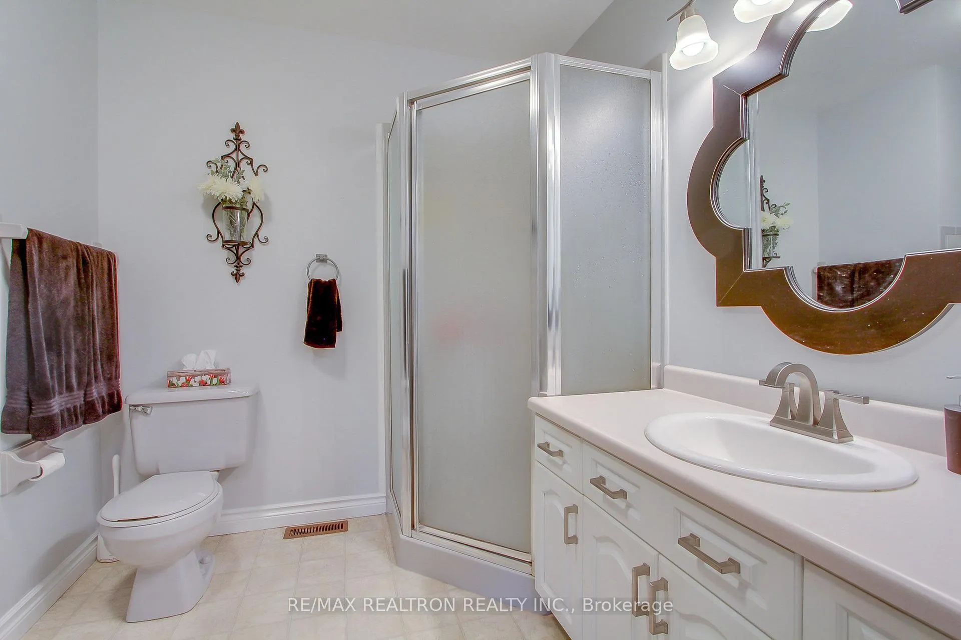 Photo 19 of 36 Audubon Way, Georgina, Baldwin — HOMEH