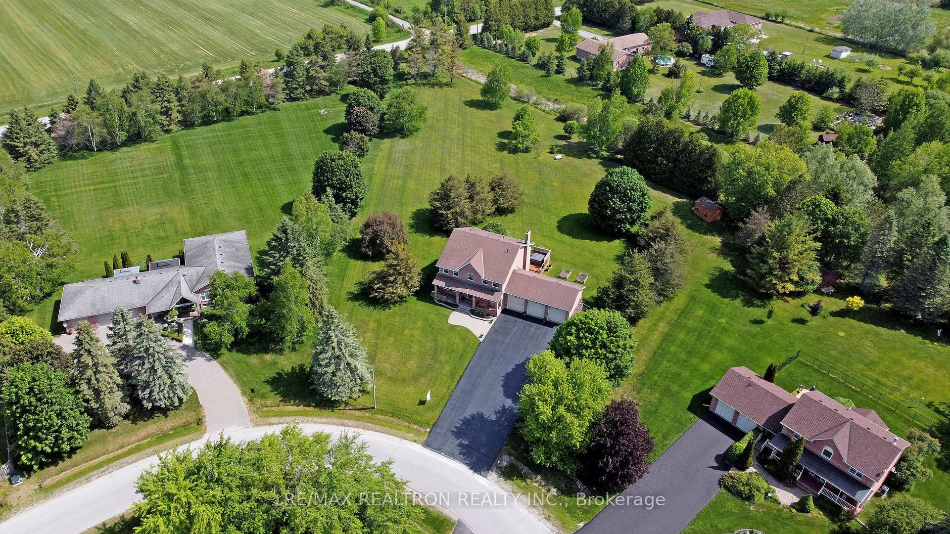 Photo 4 of 36 Audubon Way, Georgina, Baldwin — HOMEH