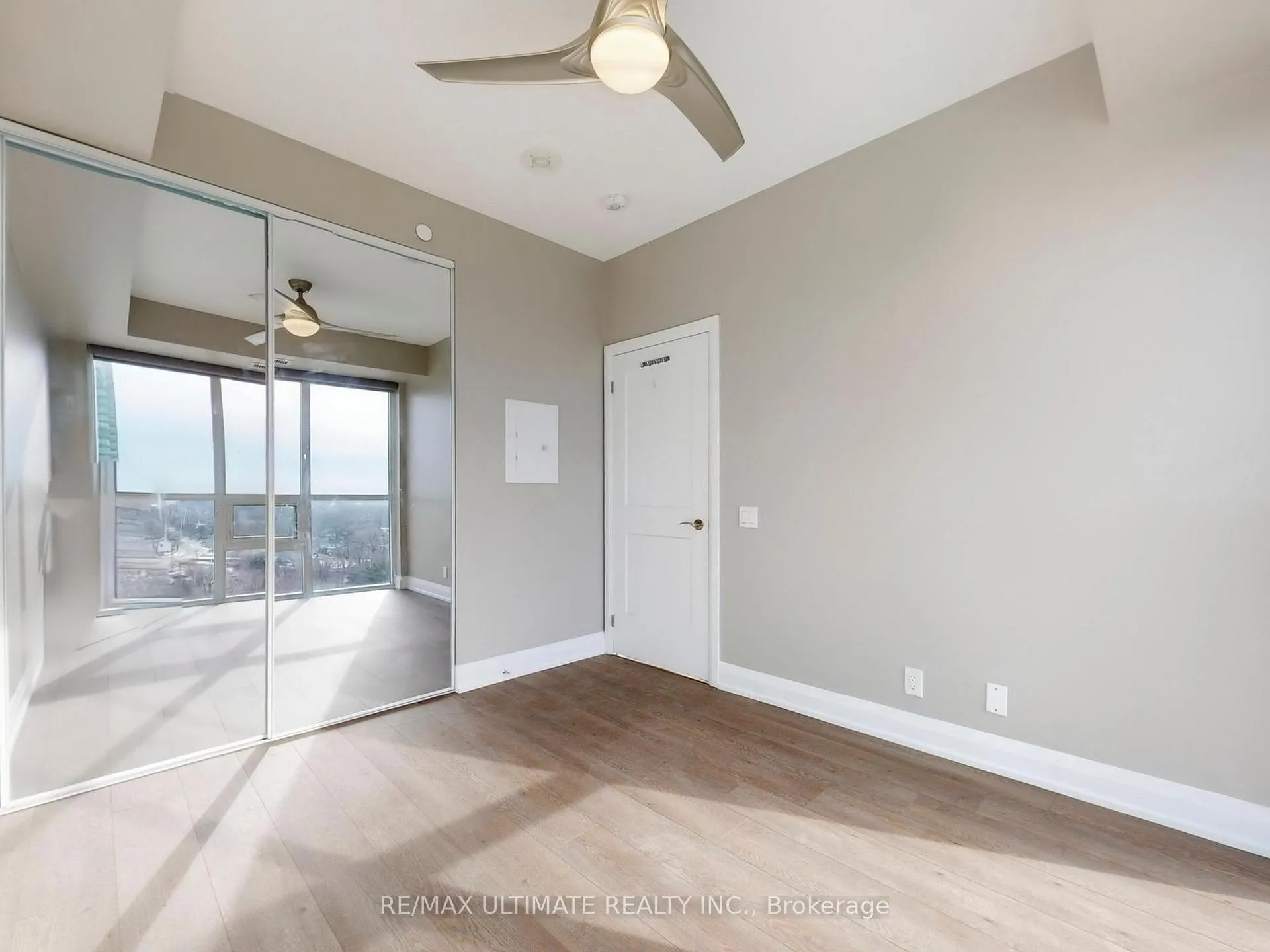 Photo 19 of Unit 1106, 15 Lynch Street, Brampton, Downtown Brampton — HOMEH