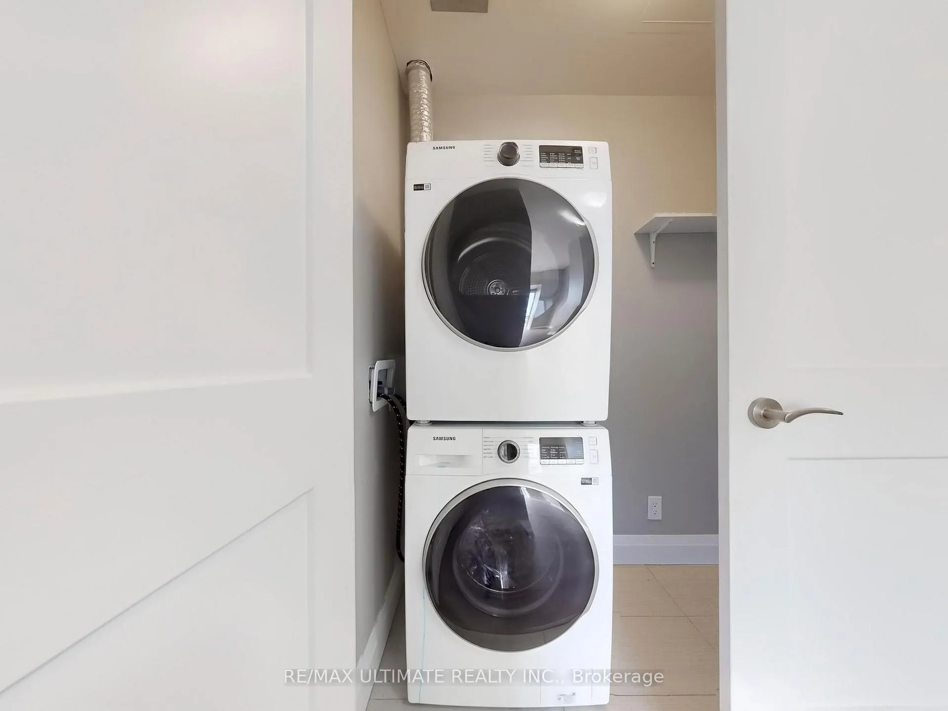 Photo 23 of Unit 1106, 15 Lynch Street, Brampton, Downtown Brampton — HOMEH