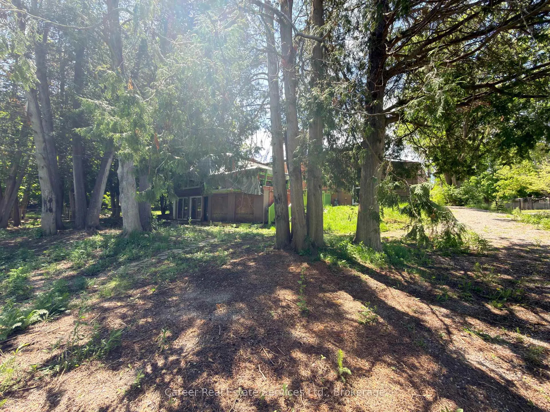 Photo 8 of 76 Springbrook Drive, Peterborough, Monaghan Ward 2 — HOMEH