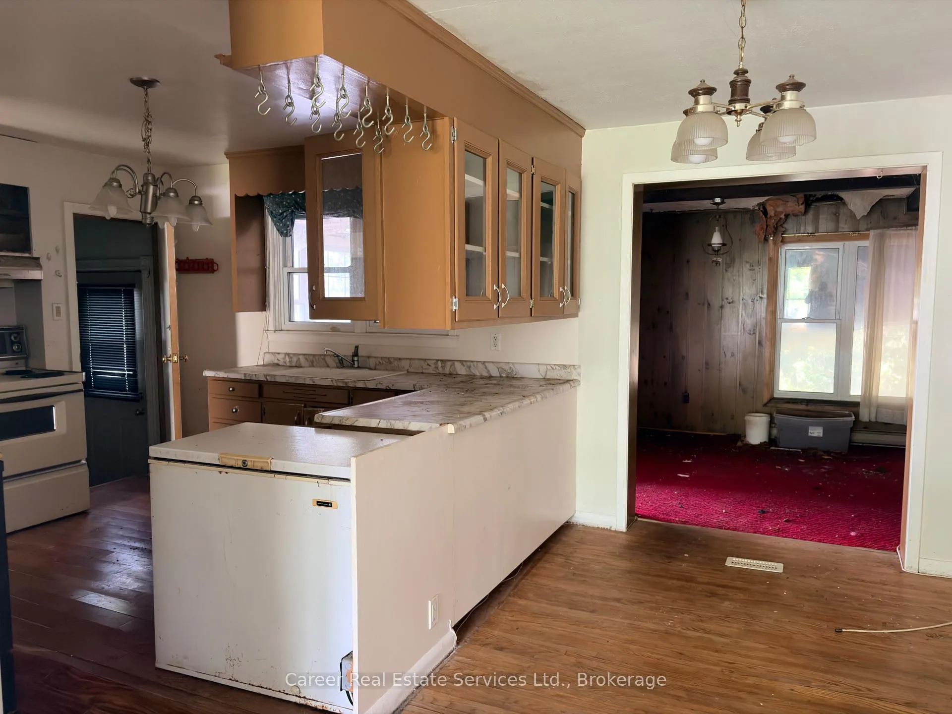 Photo 15 of 76 Springbrook Drive, Peterborough, Monaghan Ward 2 — HOMEH