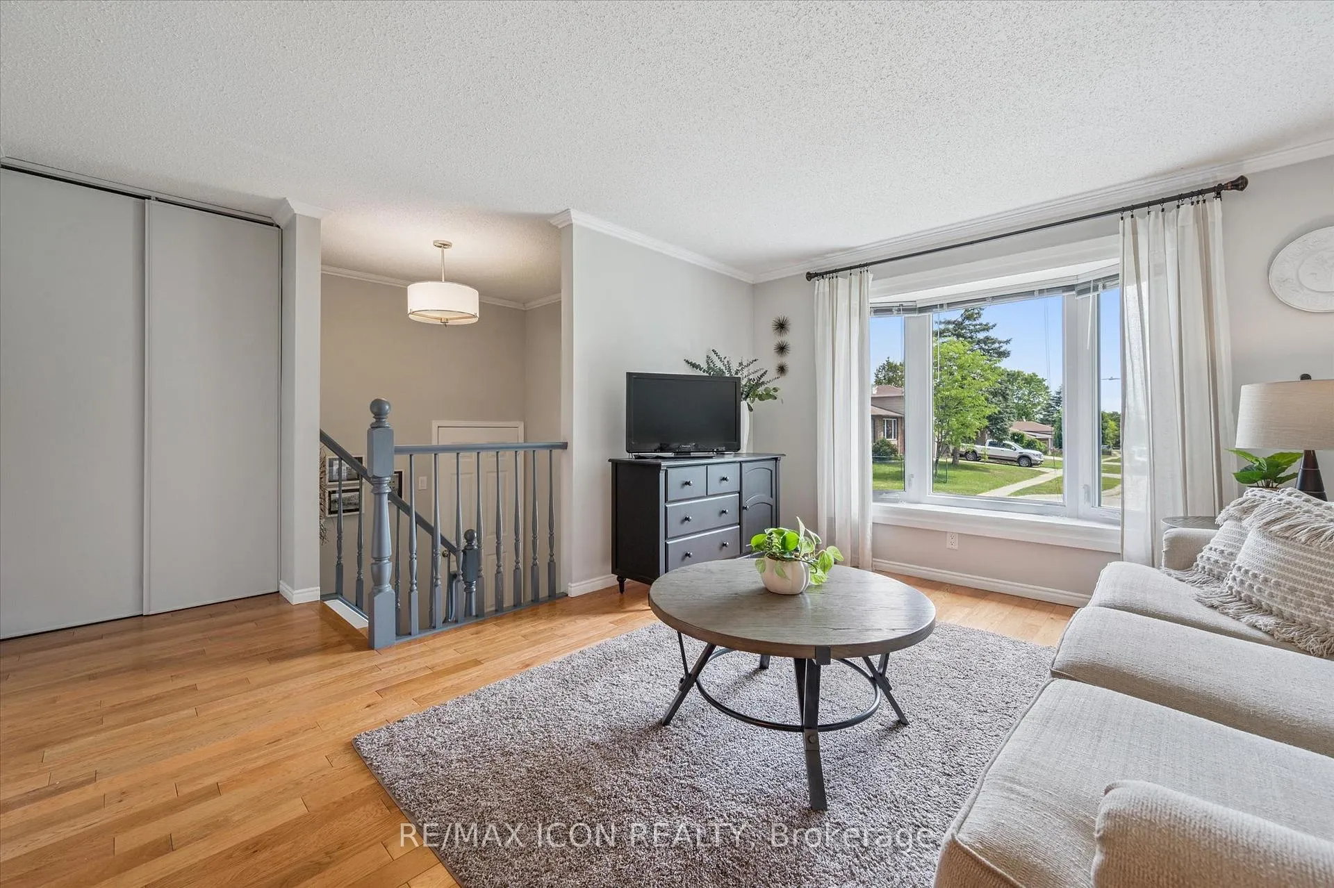 Photo 5 of 40 Abeles Avenue, Brant, Paris — HOMEH