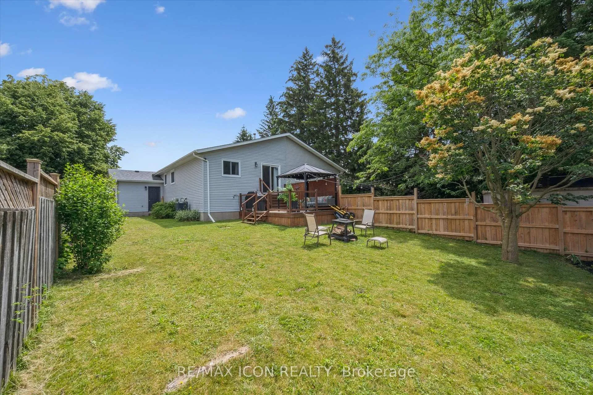 Photo 31 of 40 Abeles Avenue, Brant, Paris — HOMEH
