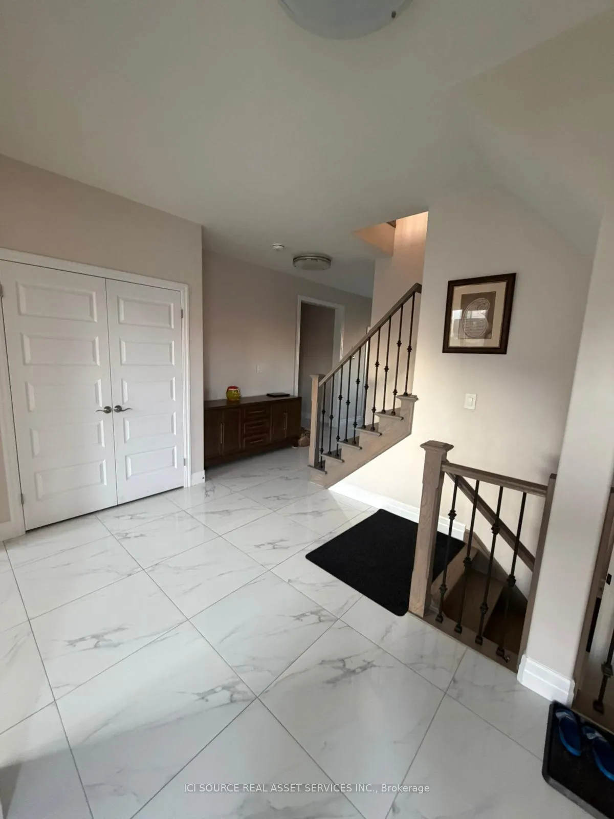 Photo 3 of 48 Grandville Circle, Brant, Paris — HOMEH