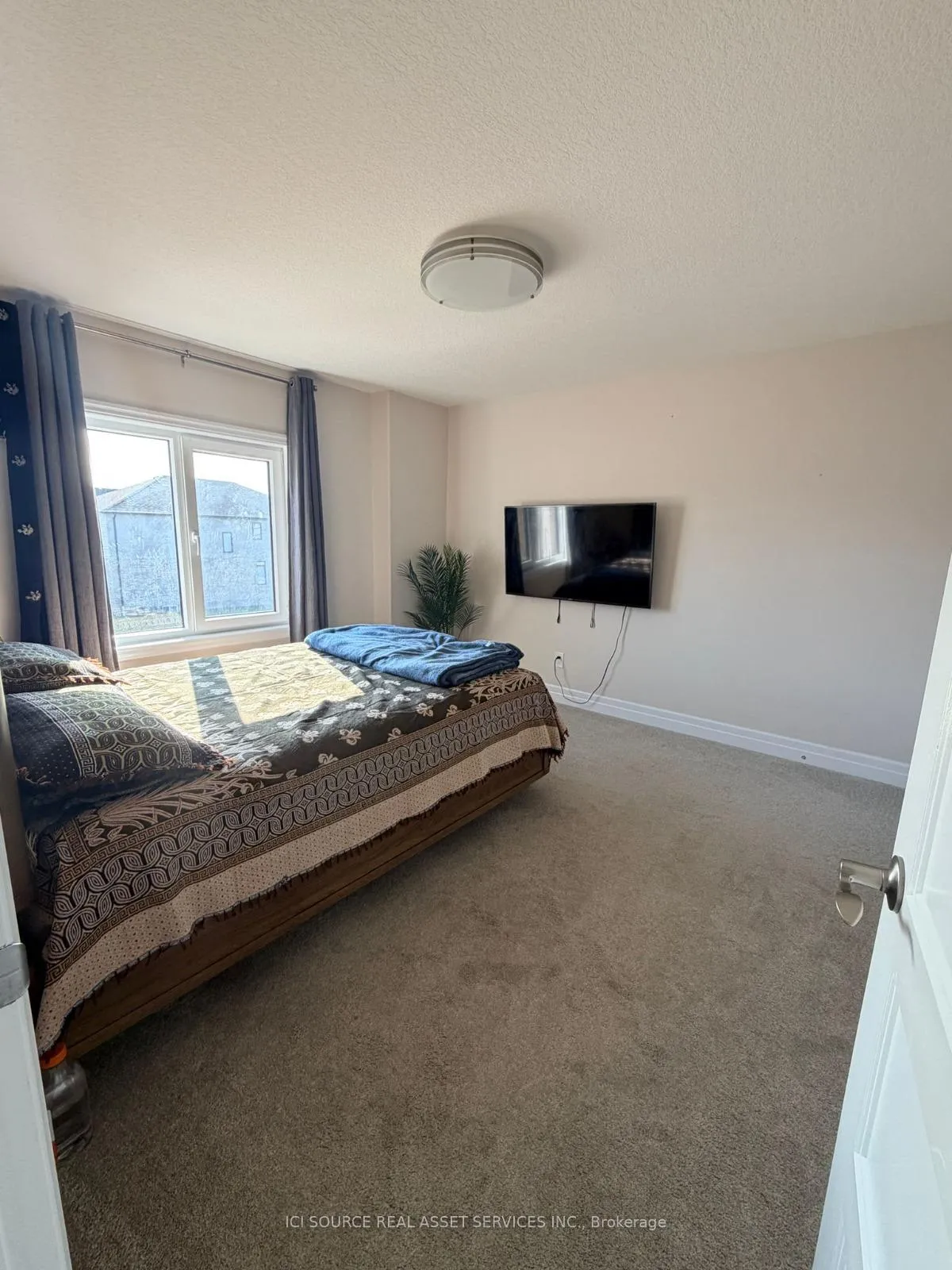 Photo 12 of 48 Grandville Circle, Brant, Paris — HOMEH