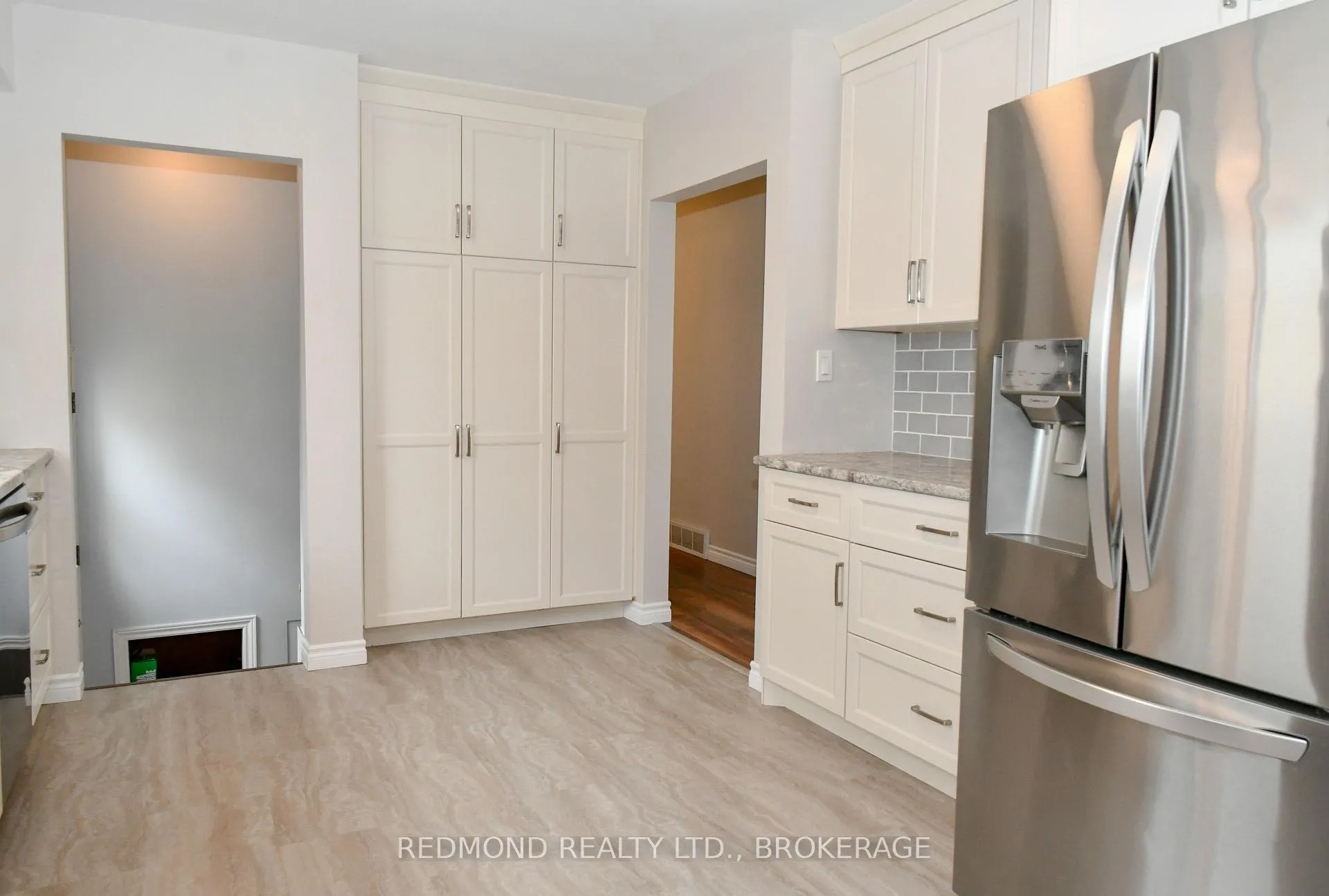 Photo 12 of 193 Elizabeth Drive, Gananoque — HOMEH