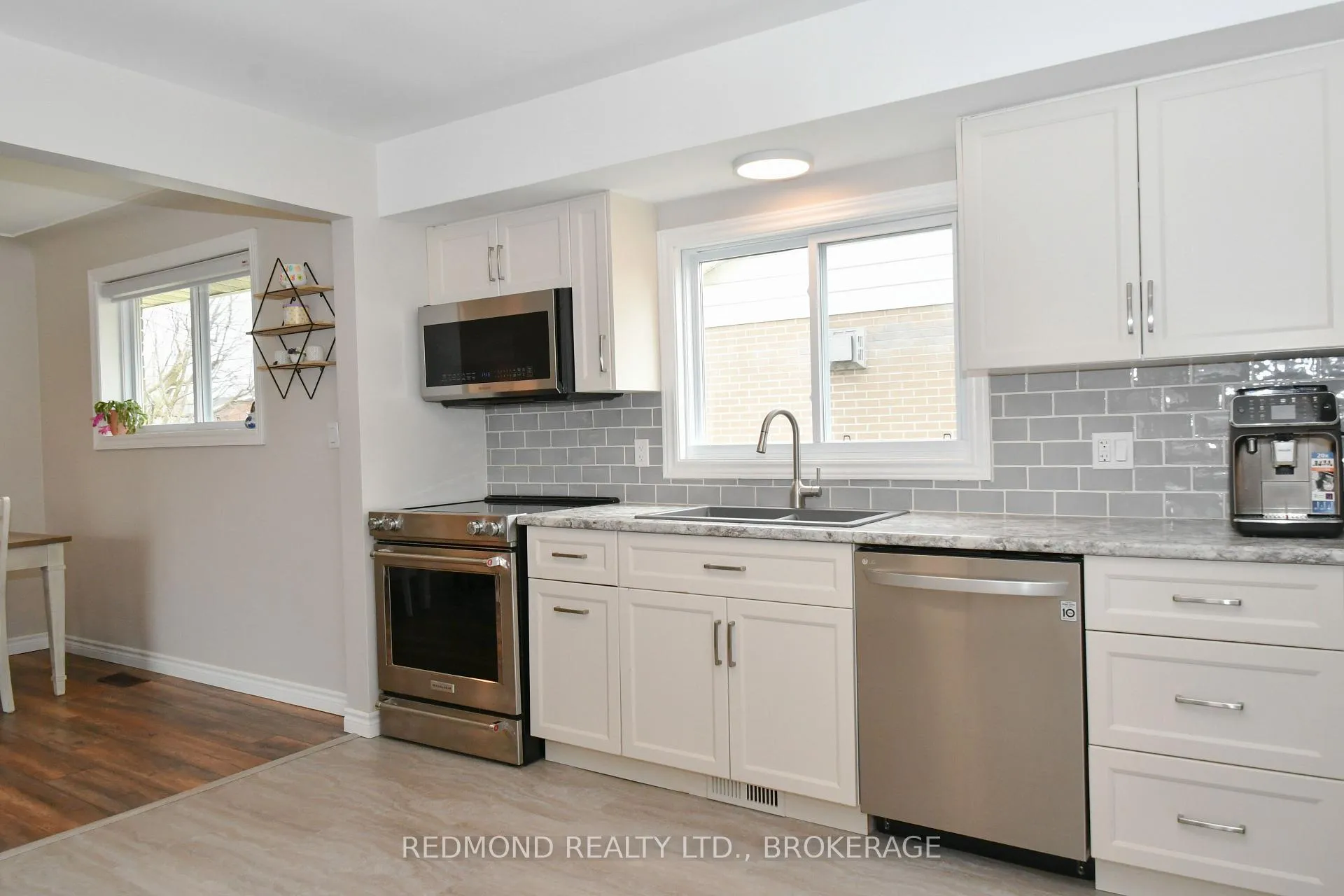 Photo 15 of 193 Elizabeth Drive, Gananoque — HOMEH