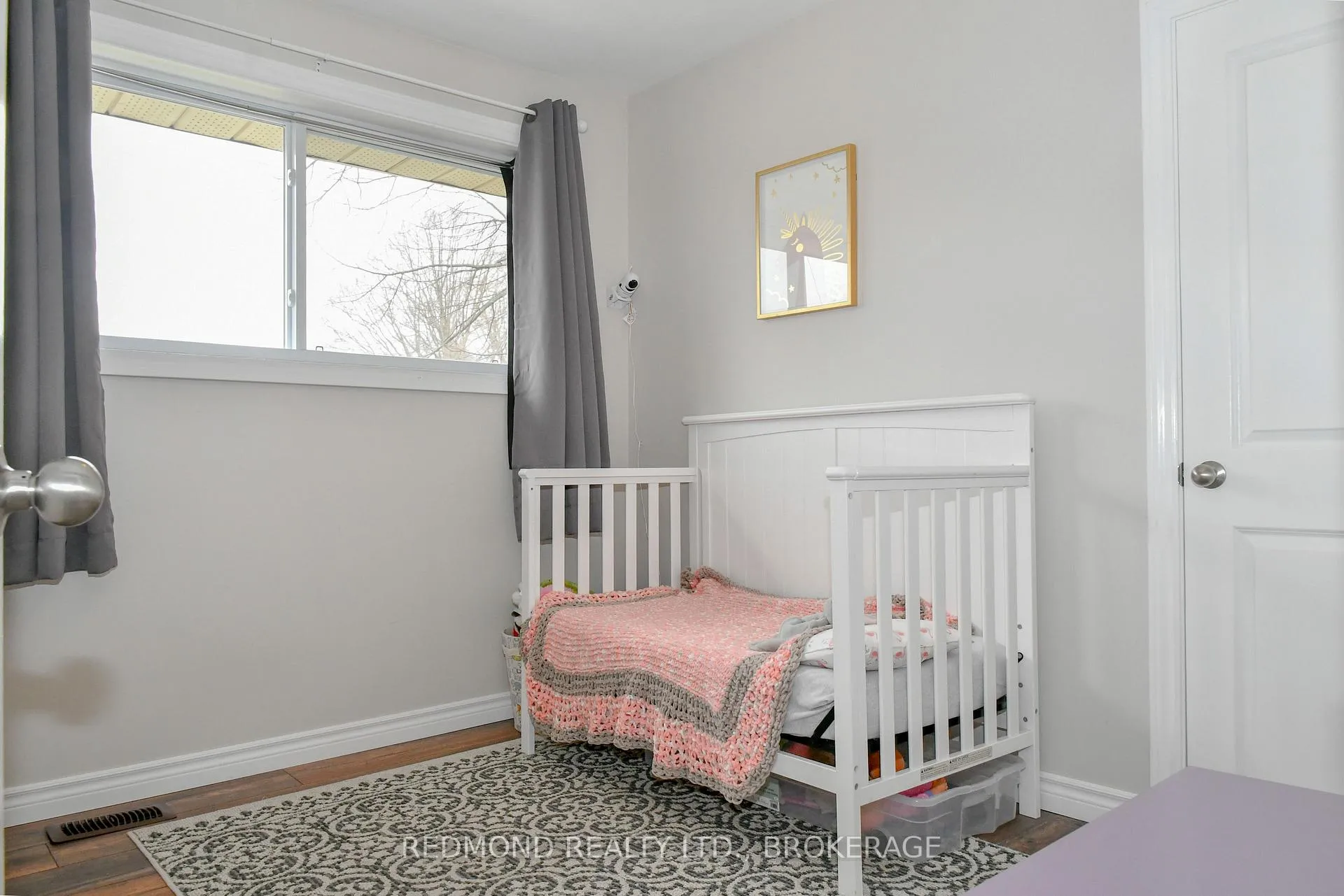 Photo 21 of 193 Elizabeth Drive, Gananoque — HOMEH