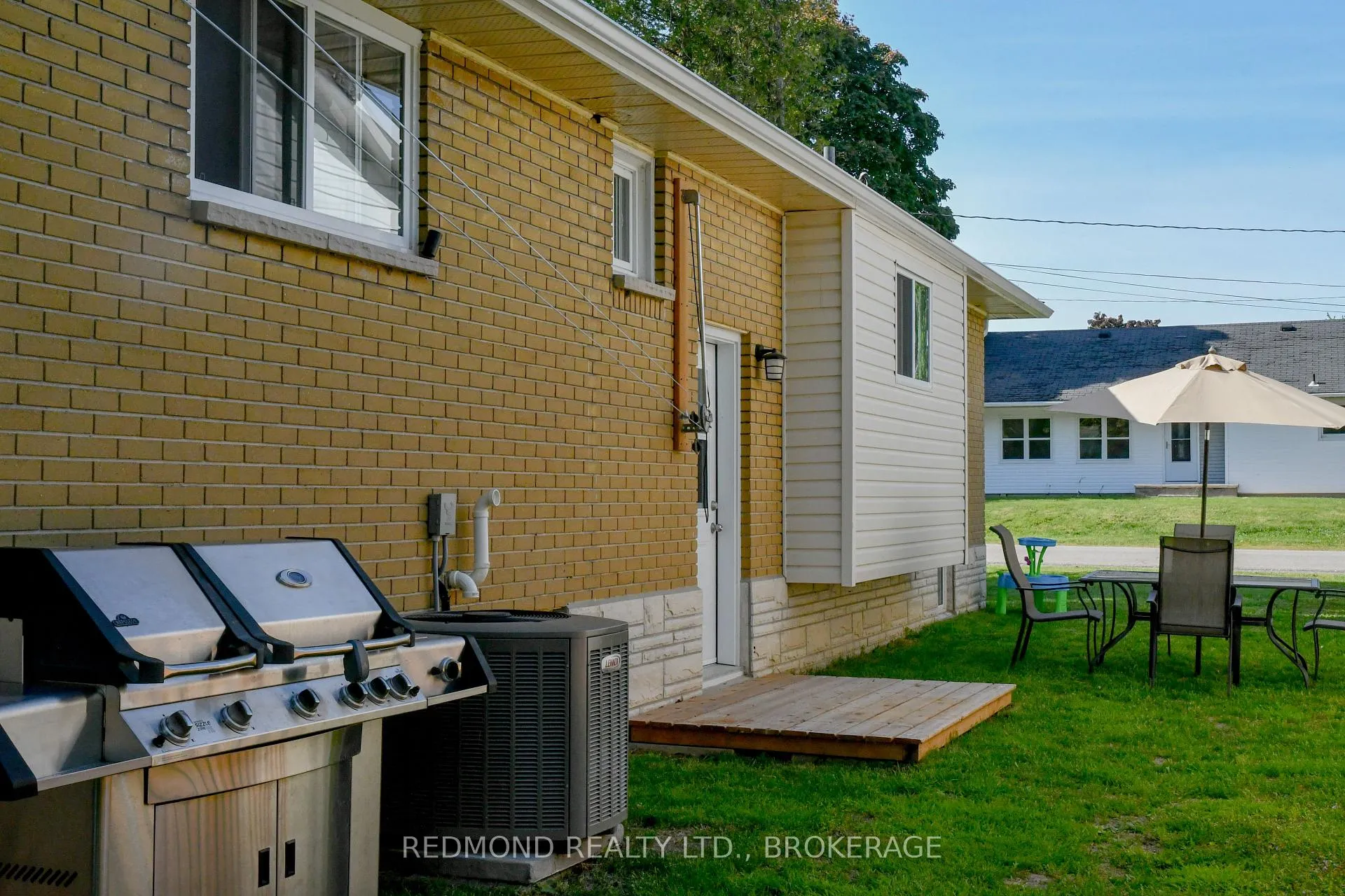Photo 30 of 193 Elizabeth Drive, Gananoque — HOMEH