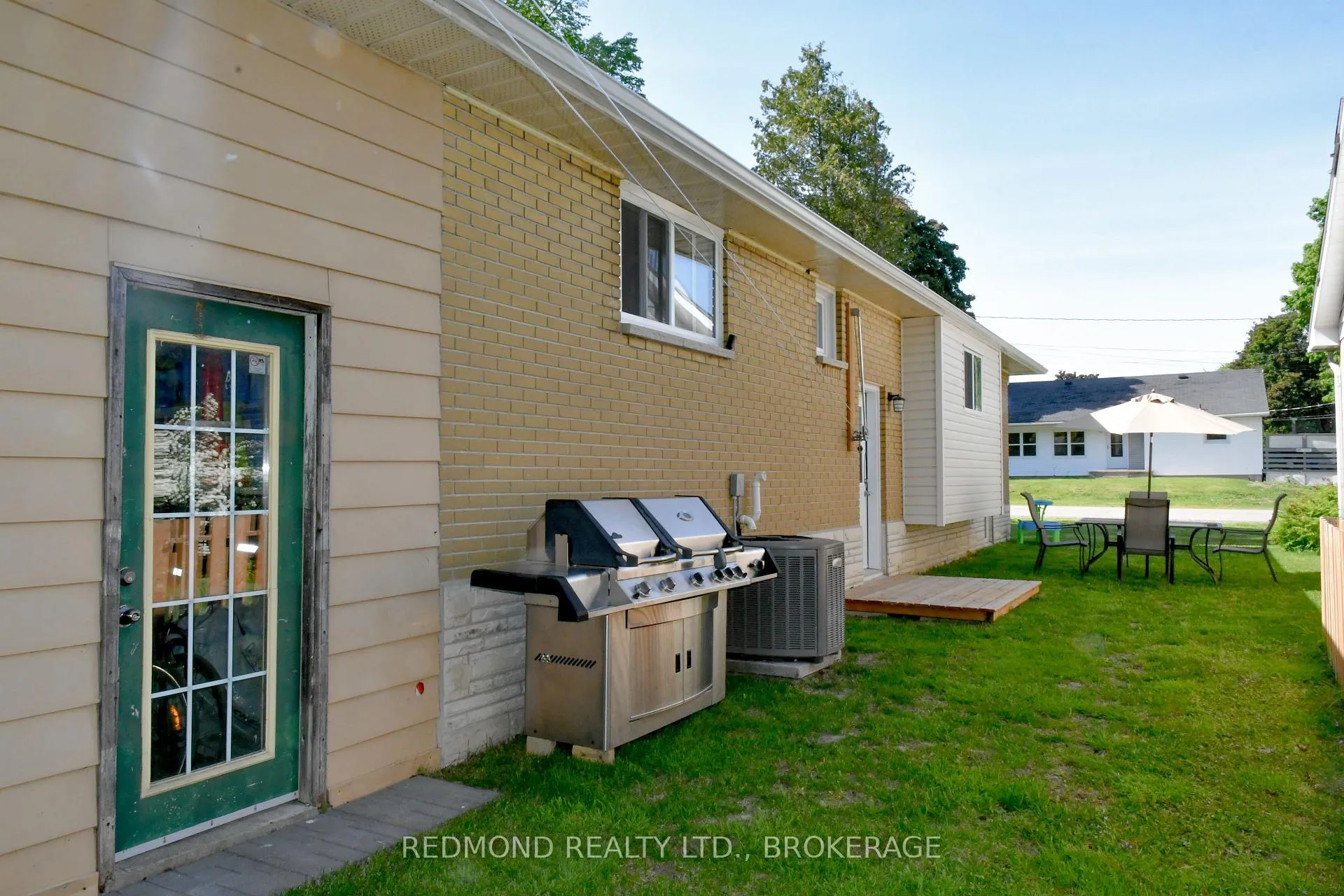 Photo 31 of 193 Elizabeth Drive, Gananoque — HOMEH