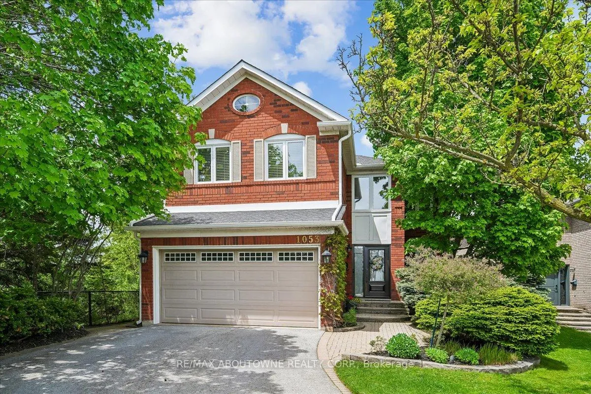 Photo 1 of 1053 Old Oak Drive, Oakville, West Oak Trails — HOMEH