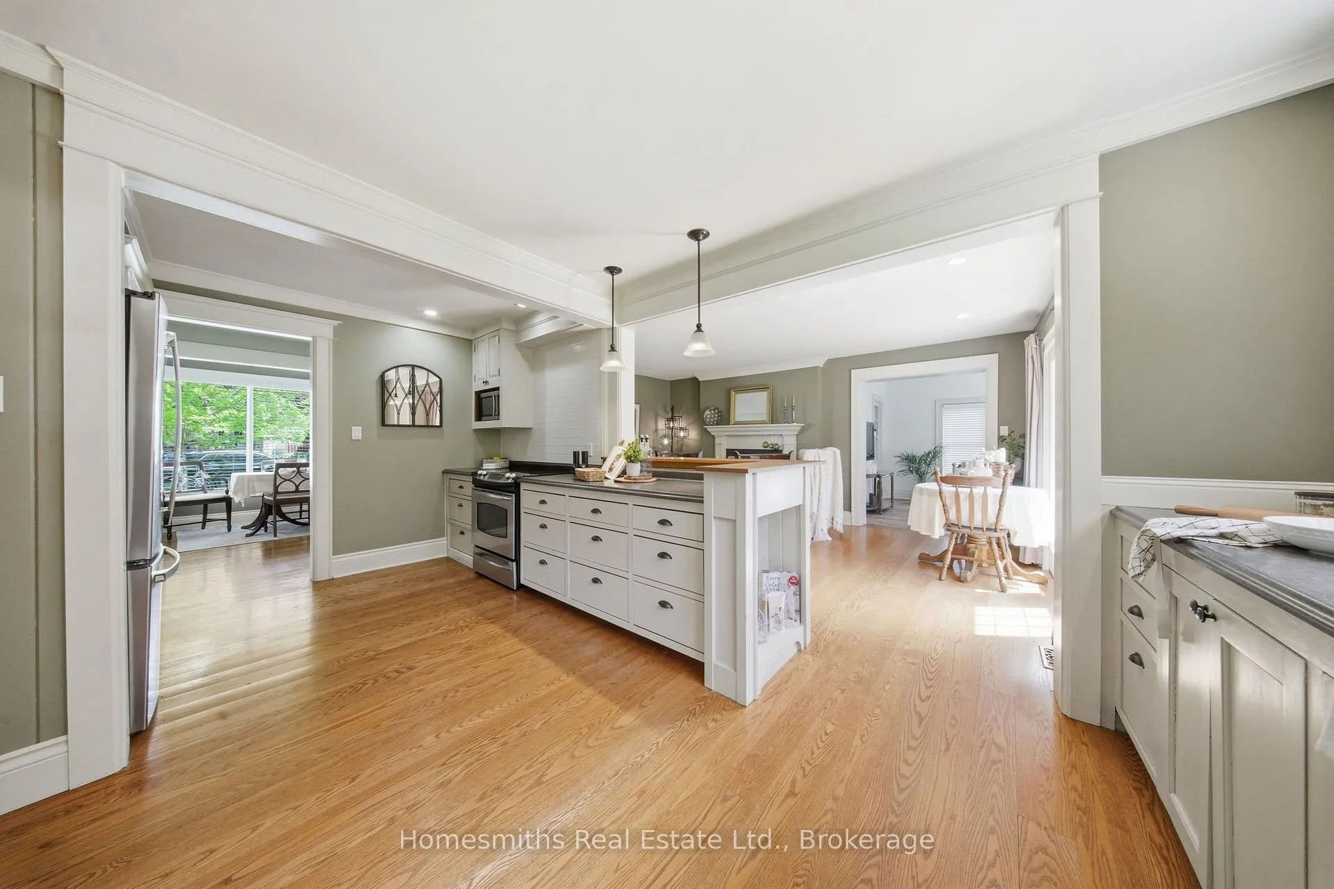 Photo 21 of 77 George Street W, Clarington, Newcastle — HOMEH