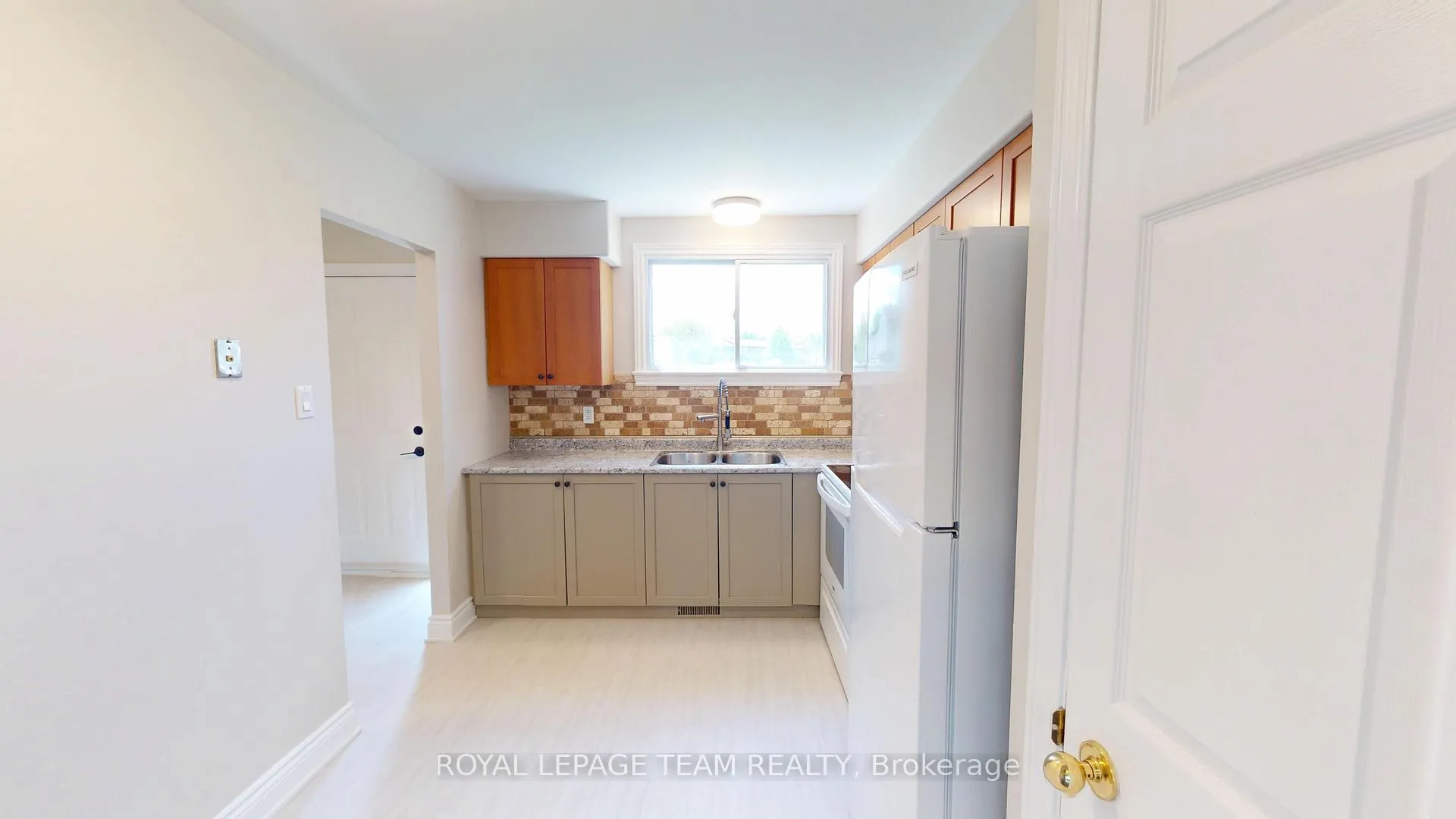 Photo 6 of Unit 40, 19 Glencoe Street, Ottawa, Arlington Woods — HOMEH