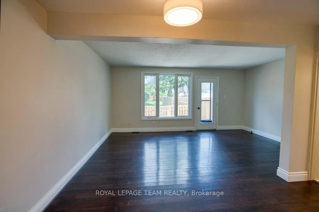 Photo 8 of Unit 40, 19 Glencoe Street, Ottawa, Arlington Woods — HOMEH