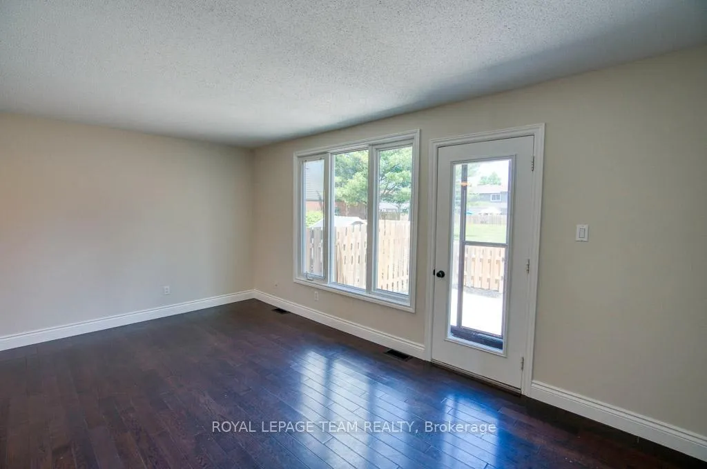 Photo 11 of Unit 40, 19 Glencoe Street, Ottawa, Arlington Woods — HOMEH