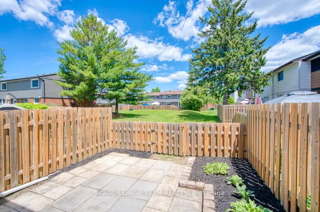 Photo 34 of Unit 40, 19 Glencoe Street, Ottawa, Arlington Woods — HOMEH