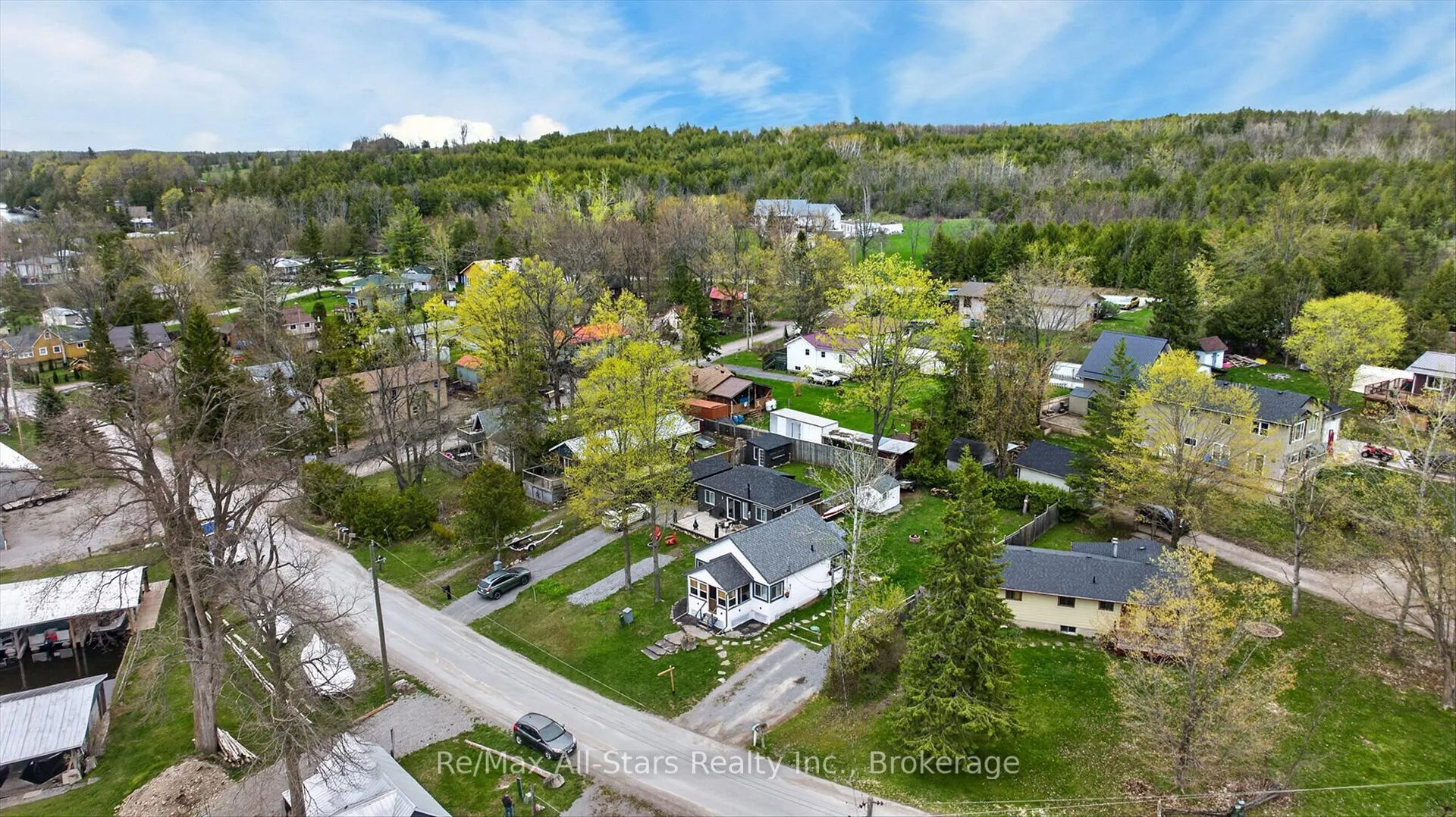 Photo 32 of 2 Elder Street, Kawartha Lakes, Fenelon — HOMEH
