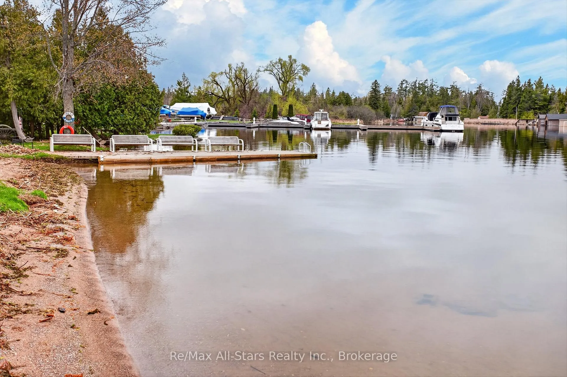 Photo 38 of 2 Elder Street, Kawartha Lakes, Fenelon — HOMEH
