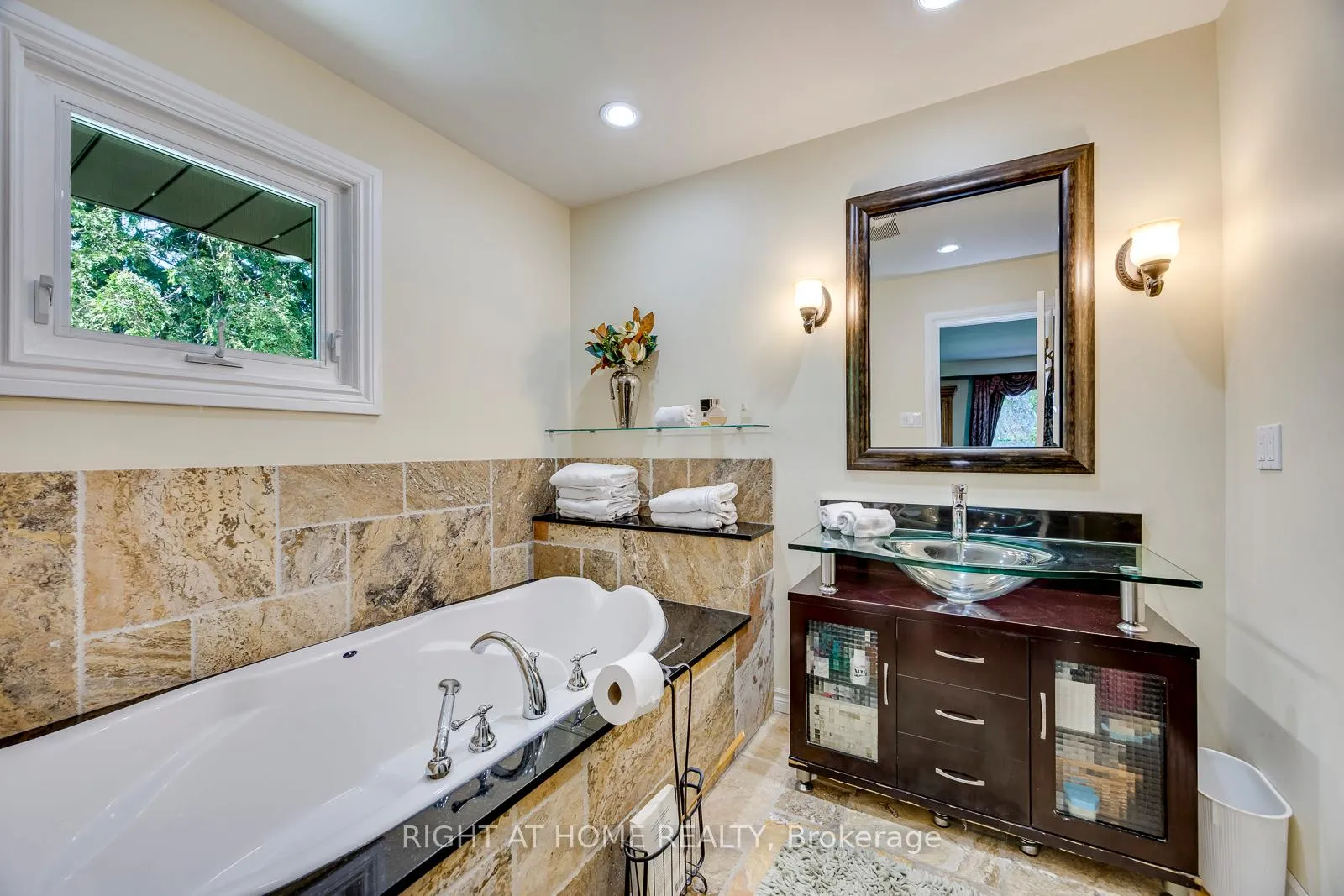 Photo 20 of 5290 Creditview Road, Mississauga, East Credit — HOMEH
