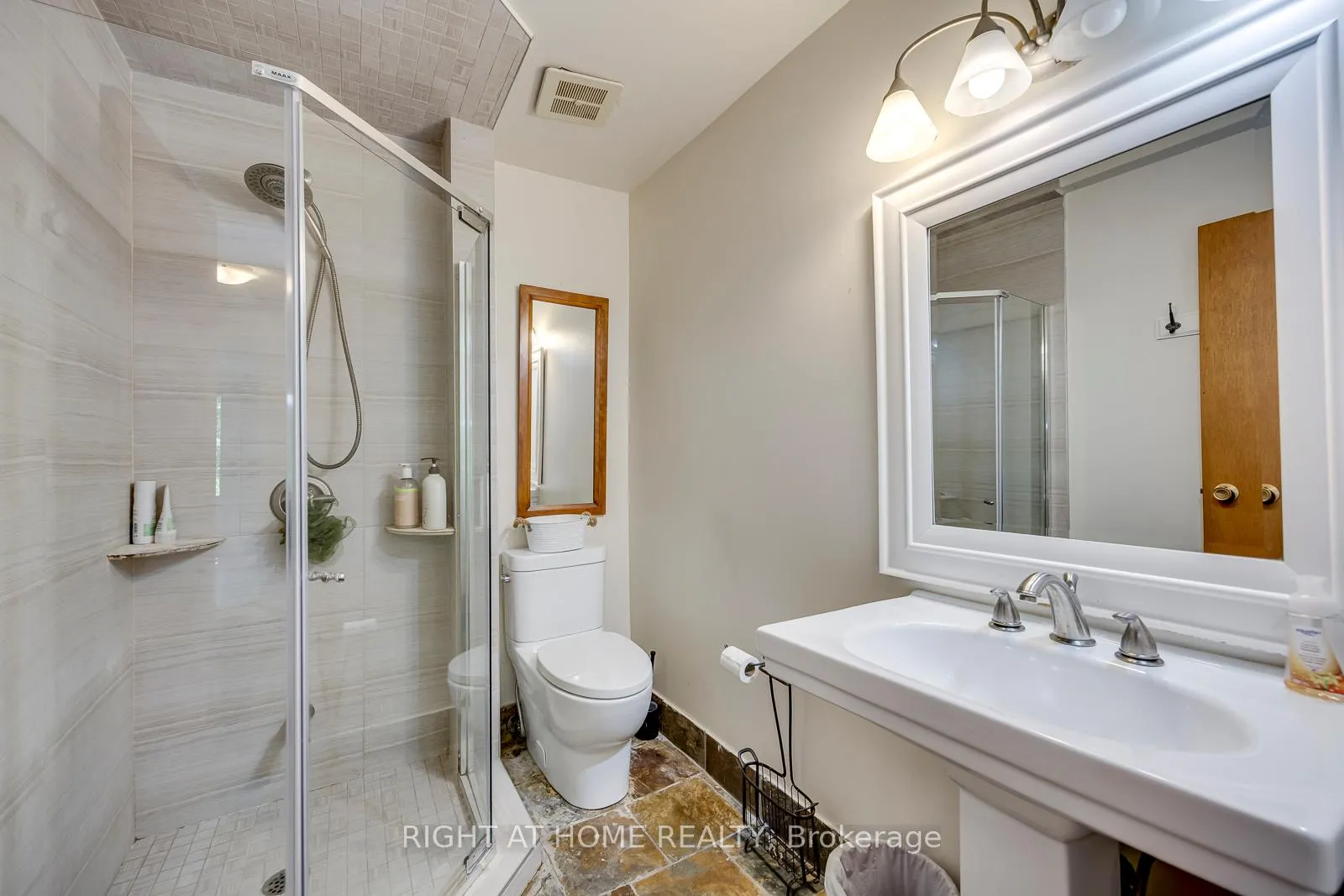 Photo 38 of 5290 Creditview Road, Mississauga, East Credit — HOMEH