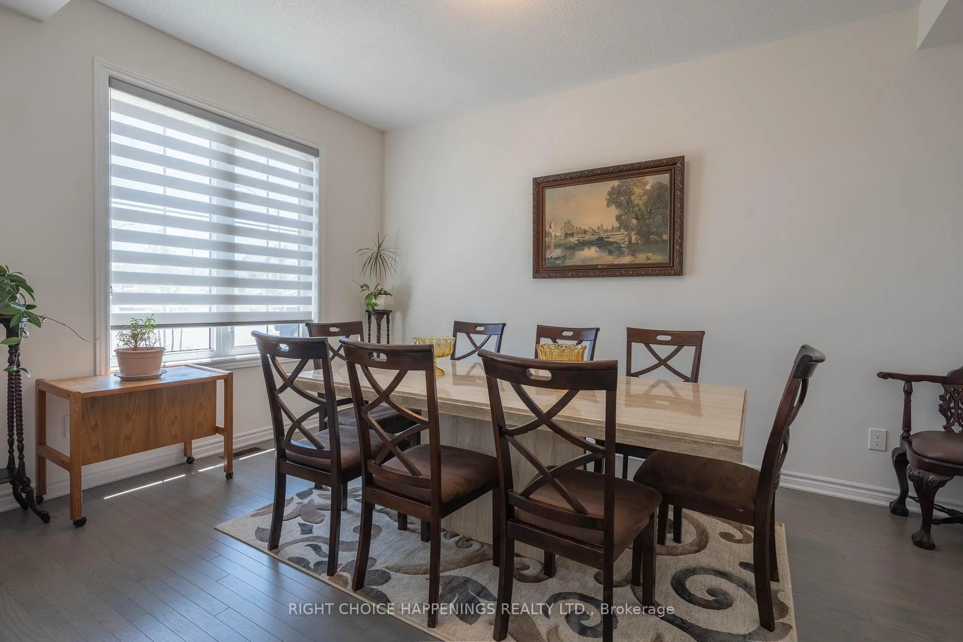 Photo 6 of 70 Oriole Crescent, Port Colborne, Main Street — HOMEH