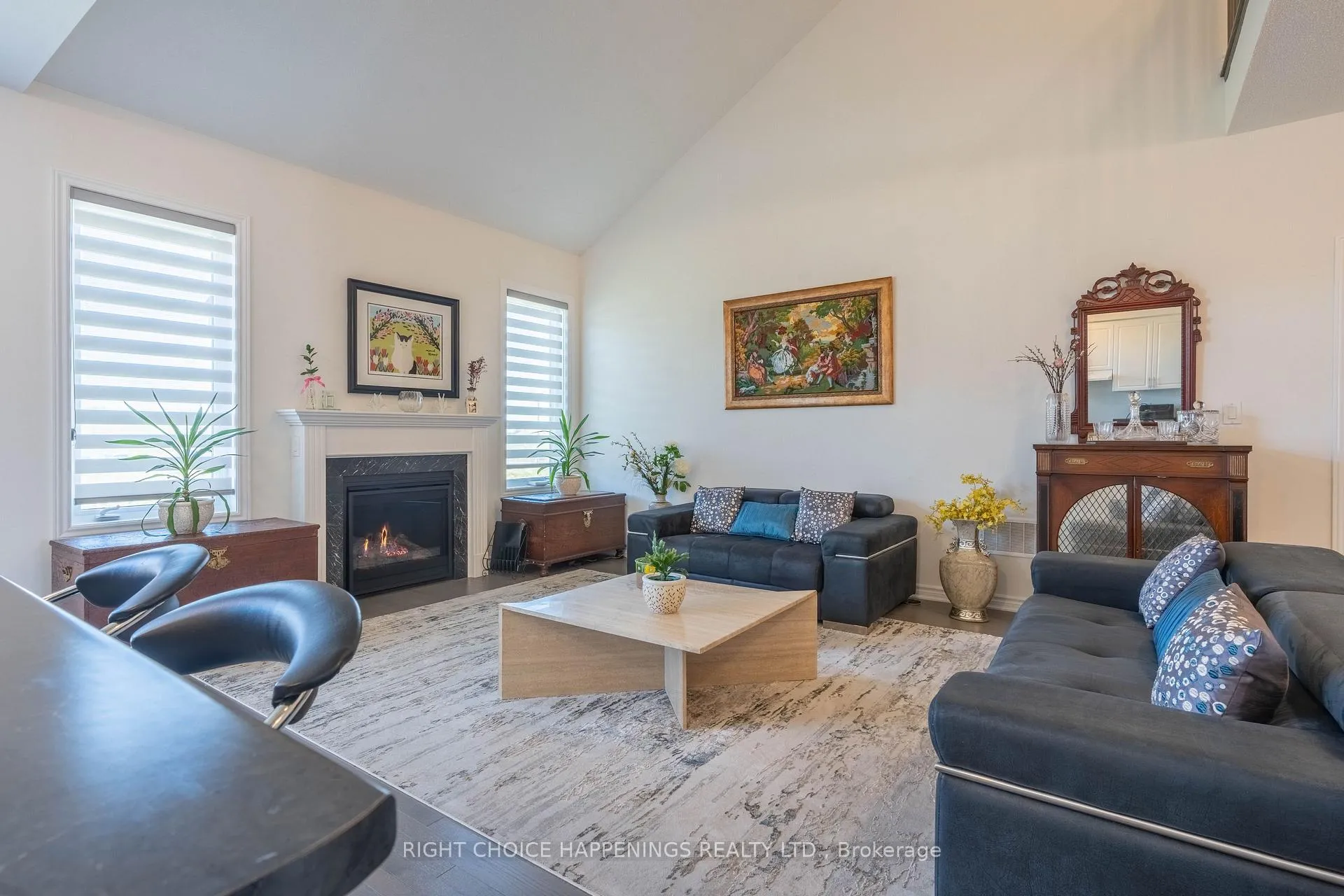 Photo 12 of 70 Oriole Crescent, Port Colborne, Main Street — HOMEH