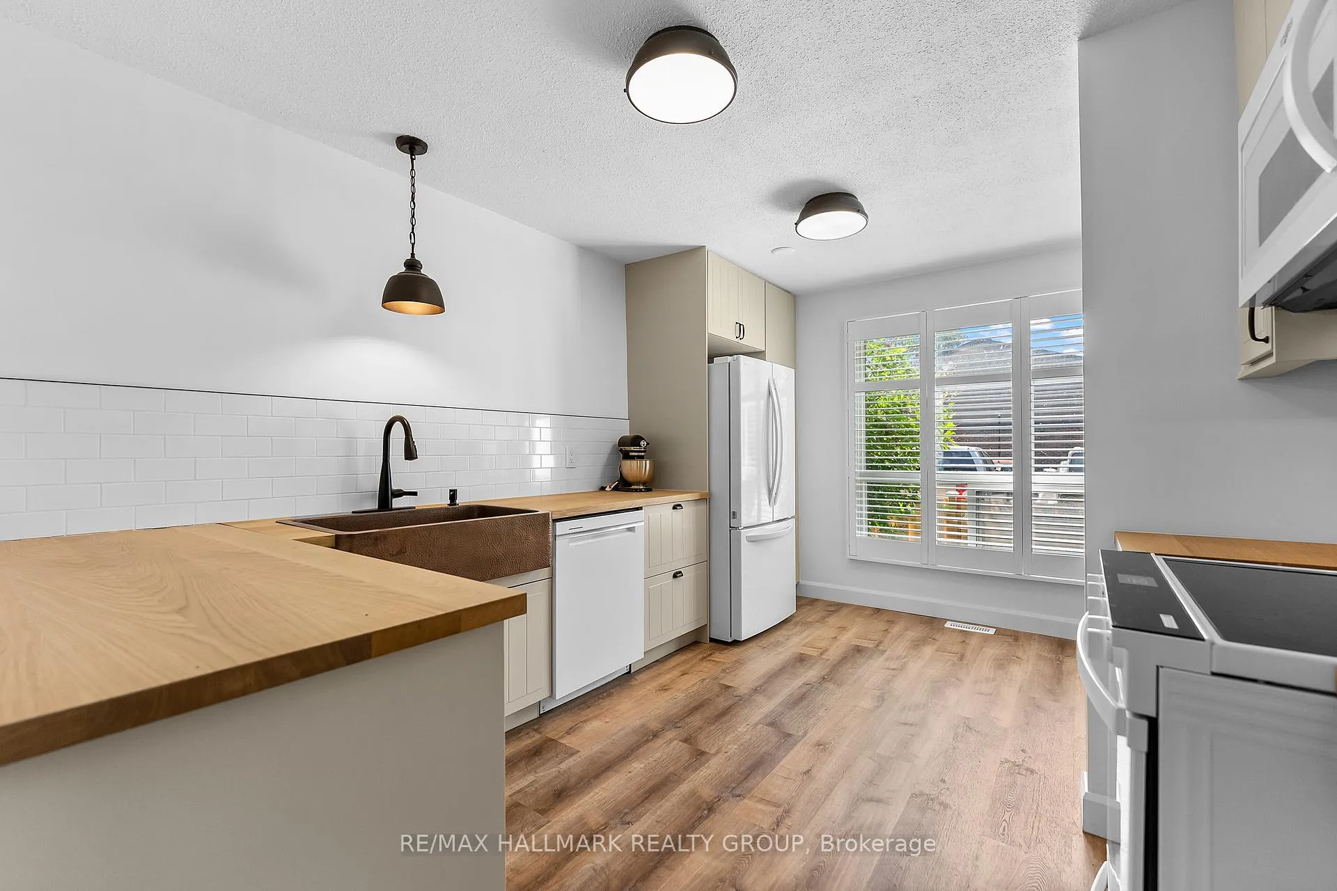 Photo 6 of Unit 41, 890 Cahill Drive W, Ottawa, Hunt Club — HOMEH