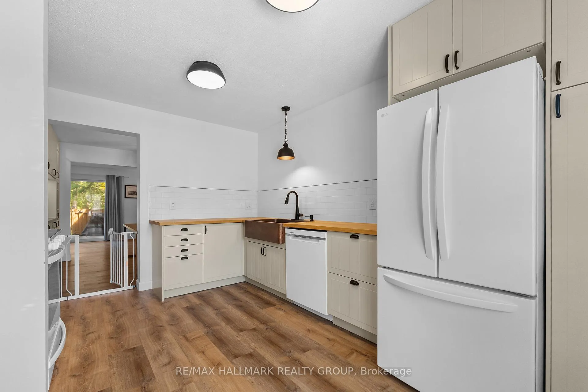Photo 8 of Unit 41, 890 Cahill Drive W, Ottawa, Hunt Club — HOMEH