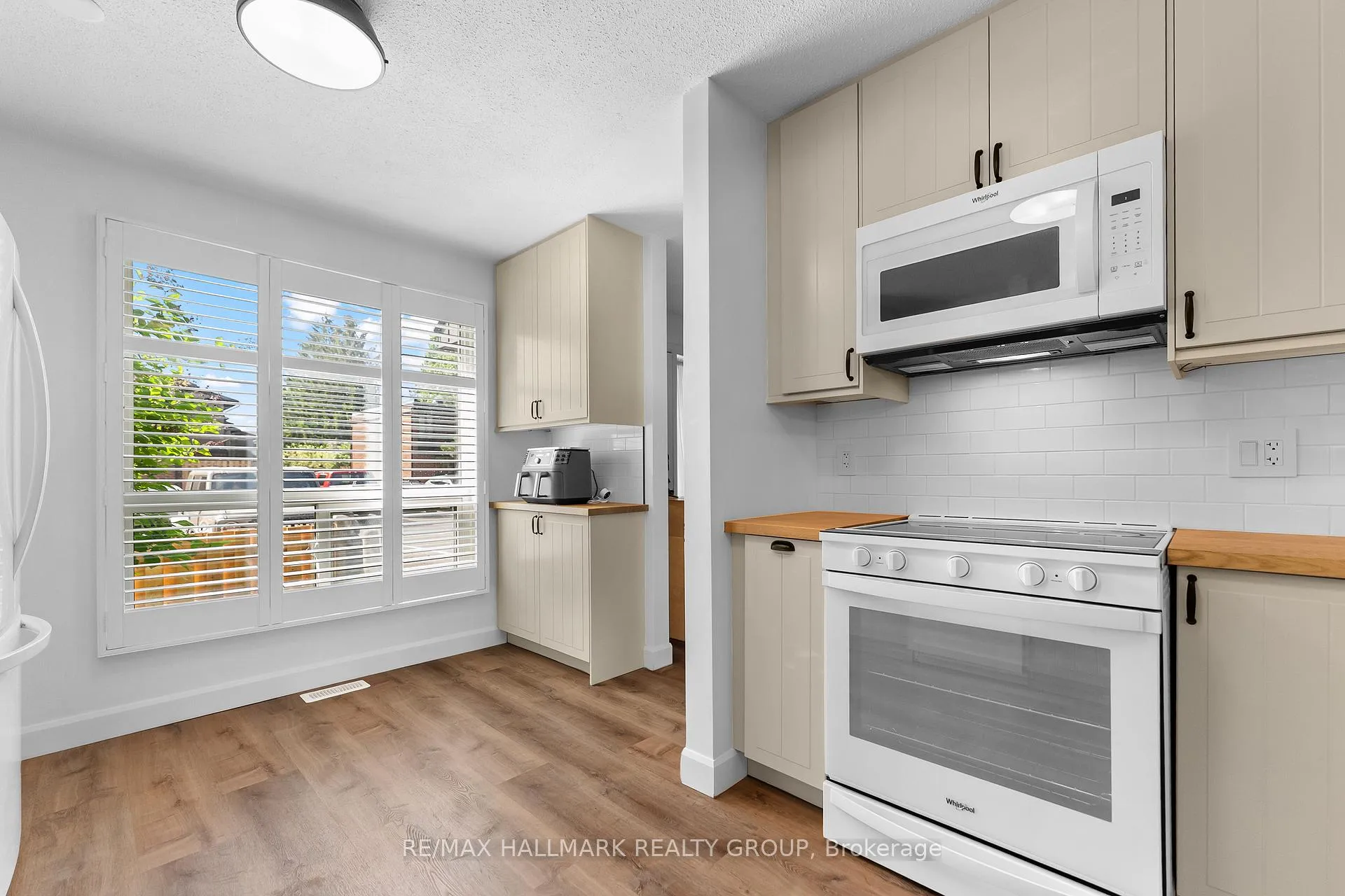 Photo 9 of Unit 41, 890 Cahill Drive W, Ottawa, Hunt Club — HOMEH