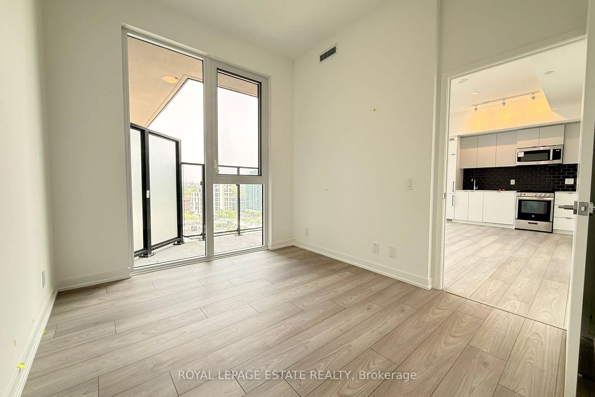 Photo 7 of Unit 1201, 285 Dufferin Street, Toronto, South Parkdale — HOMEH