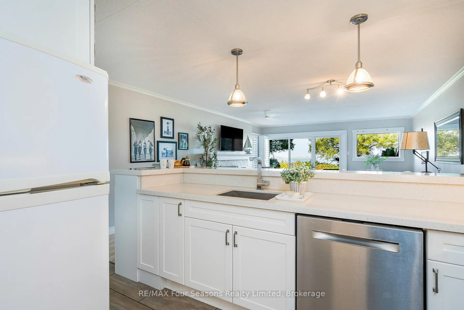 Photo 10 of Unit 24, 44 Trott Boulevard, Collingwood — HOMEH