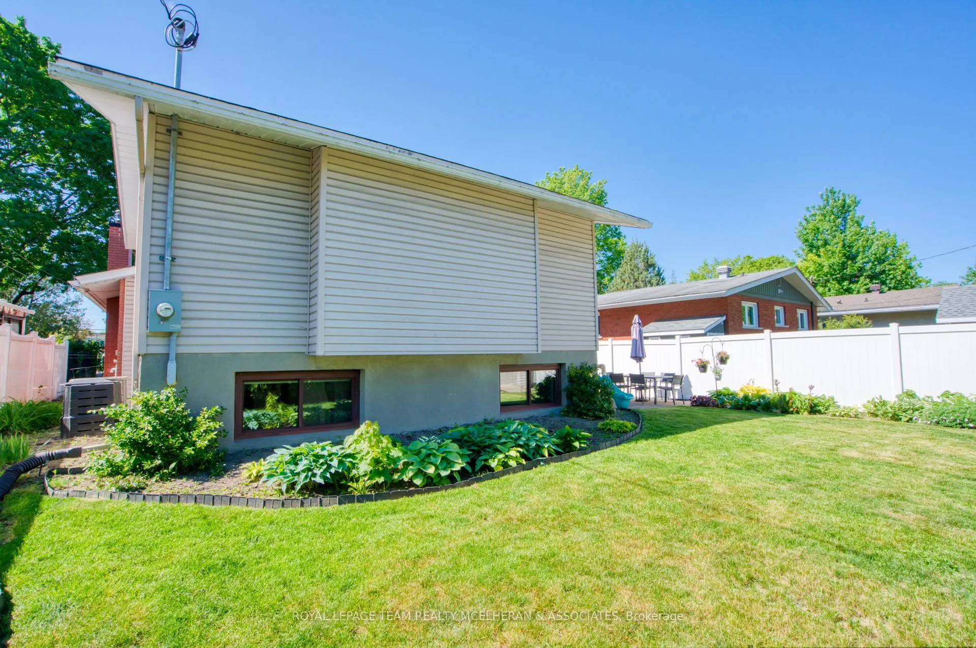 Photo 5 of 655 Browning Avenue, Ottawa, Riverview Park — HOMEH