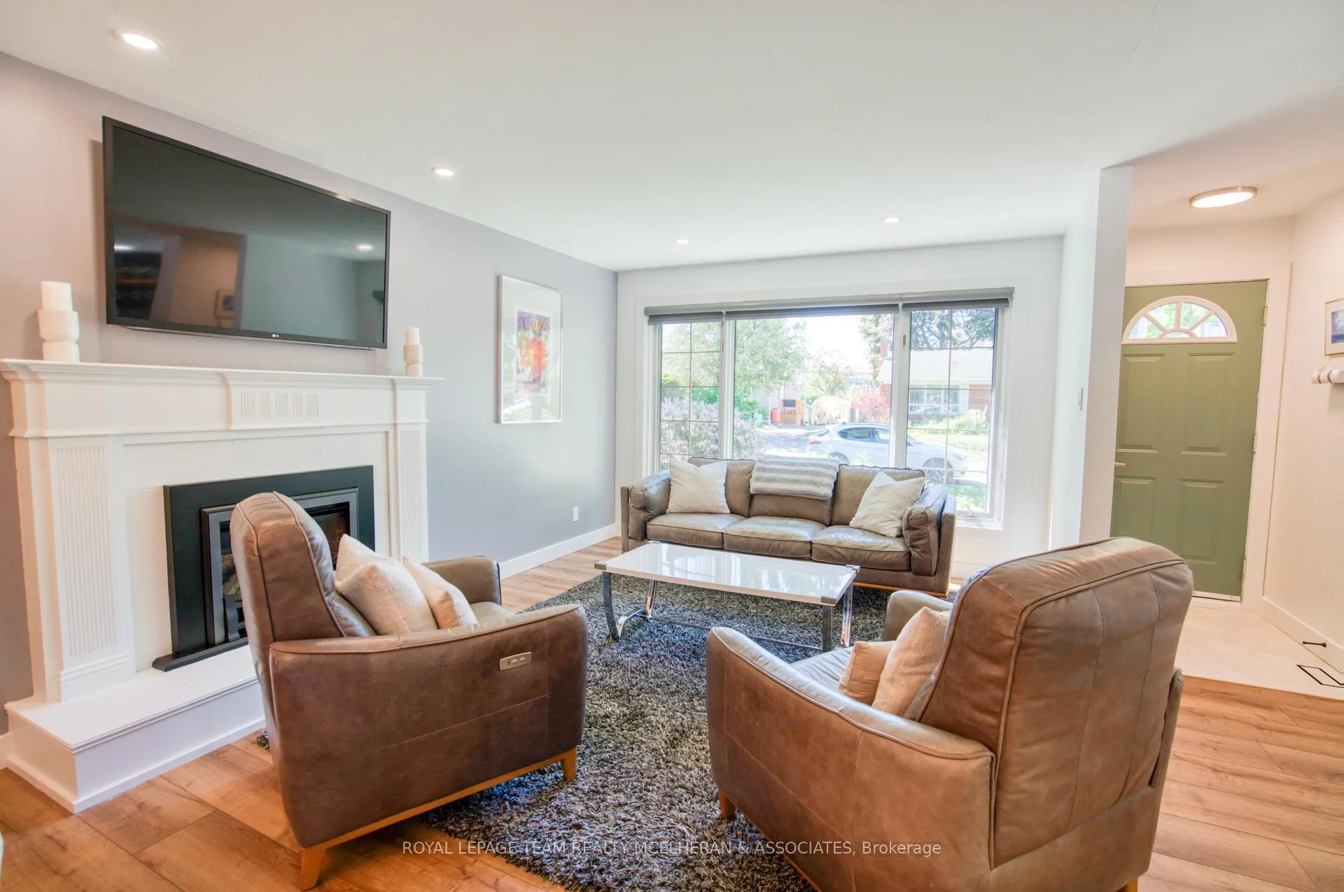 Photo 23 of 655 Browning Avenue, Ottawa, Riverview Park — HOMEH