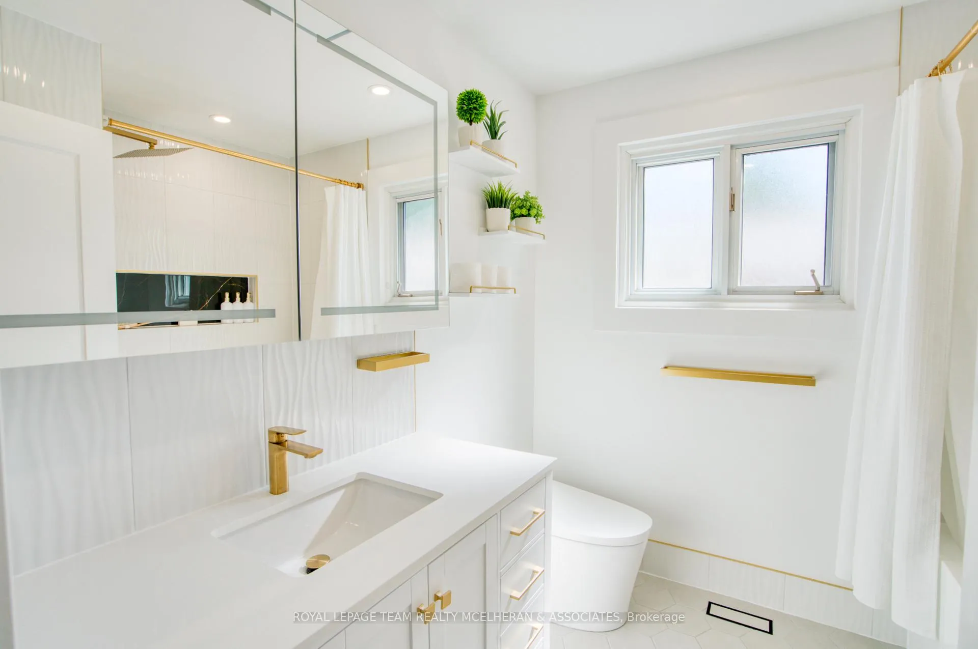 Photo 25 of 655 Browning Avenue, Ottawa, Riverview Park — HOMEH