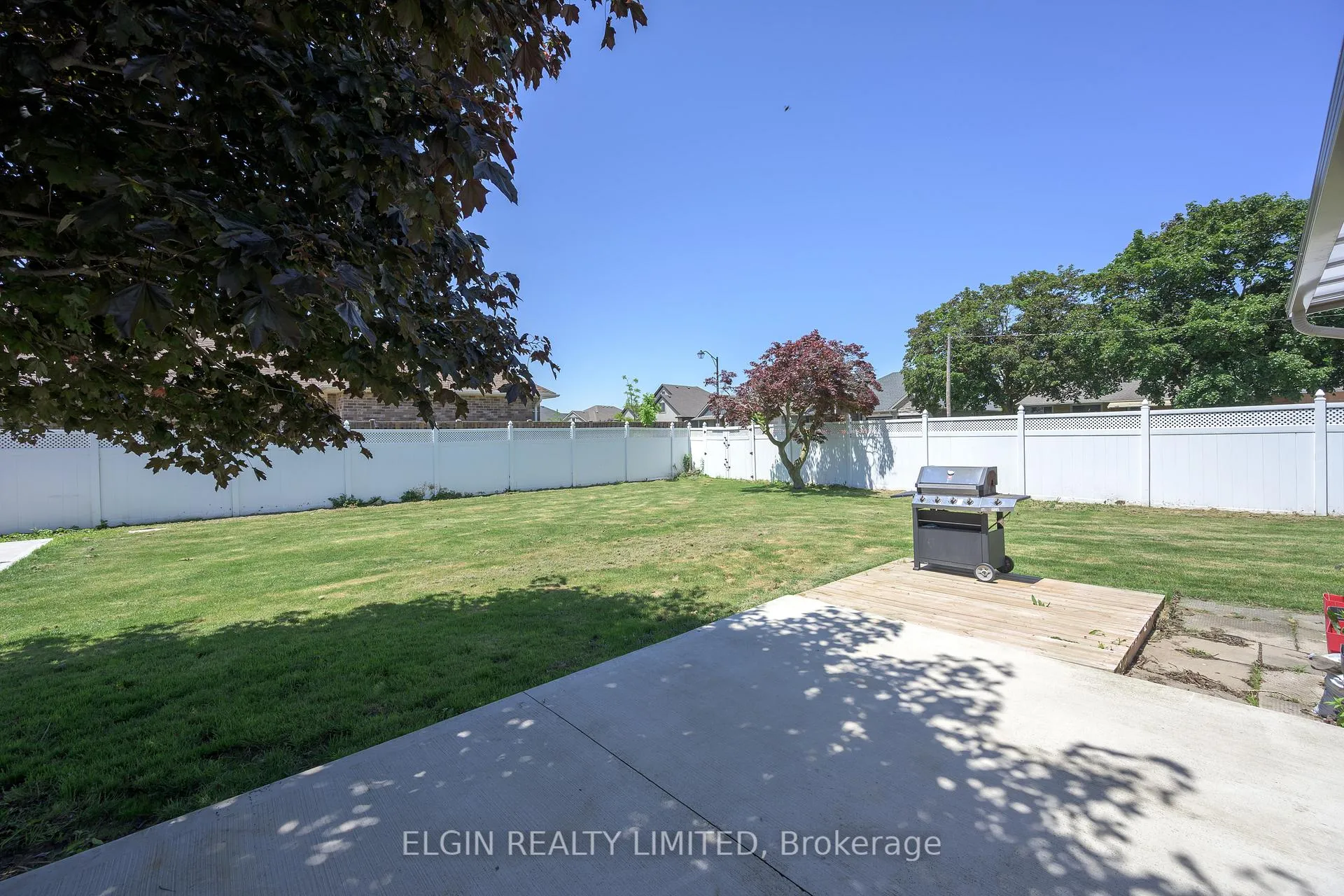 Photo 7 of 2 Lyndale Avenue, Central Elgin, Rural Central Elgin — HOMEH