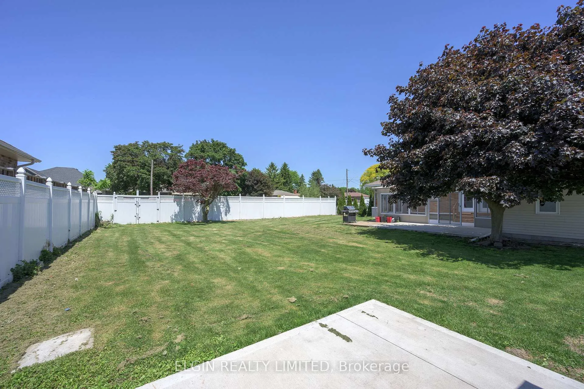 Photo 16 of 2 Lyndale Avenue, Central Elgin, Rural Central Elgin — HOMEH