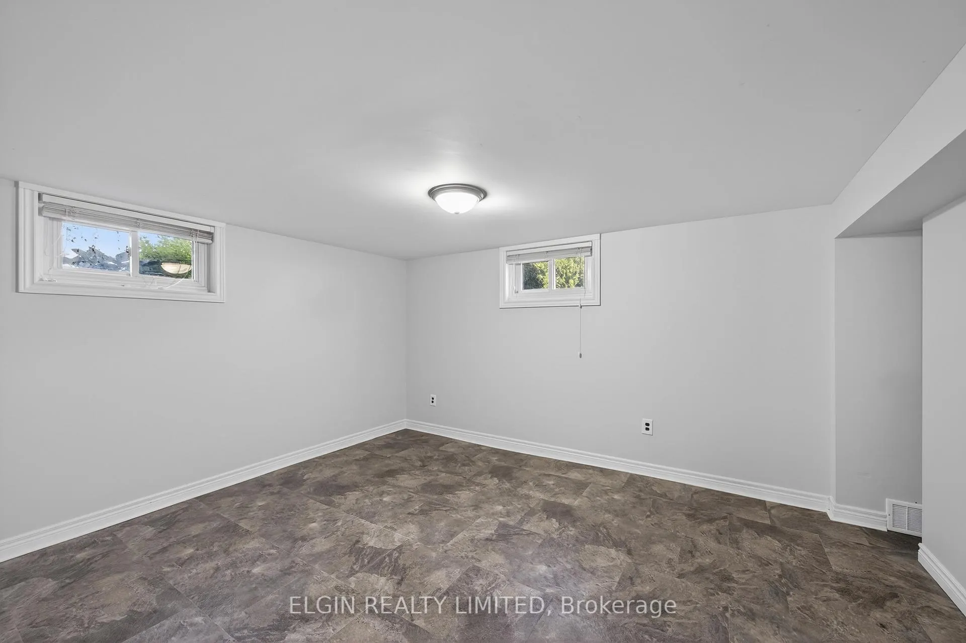 Photo 40 of 2 Lyndale Avenue, Central Elgin, Rural Central Elgin — HOMEH