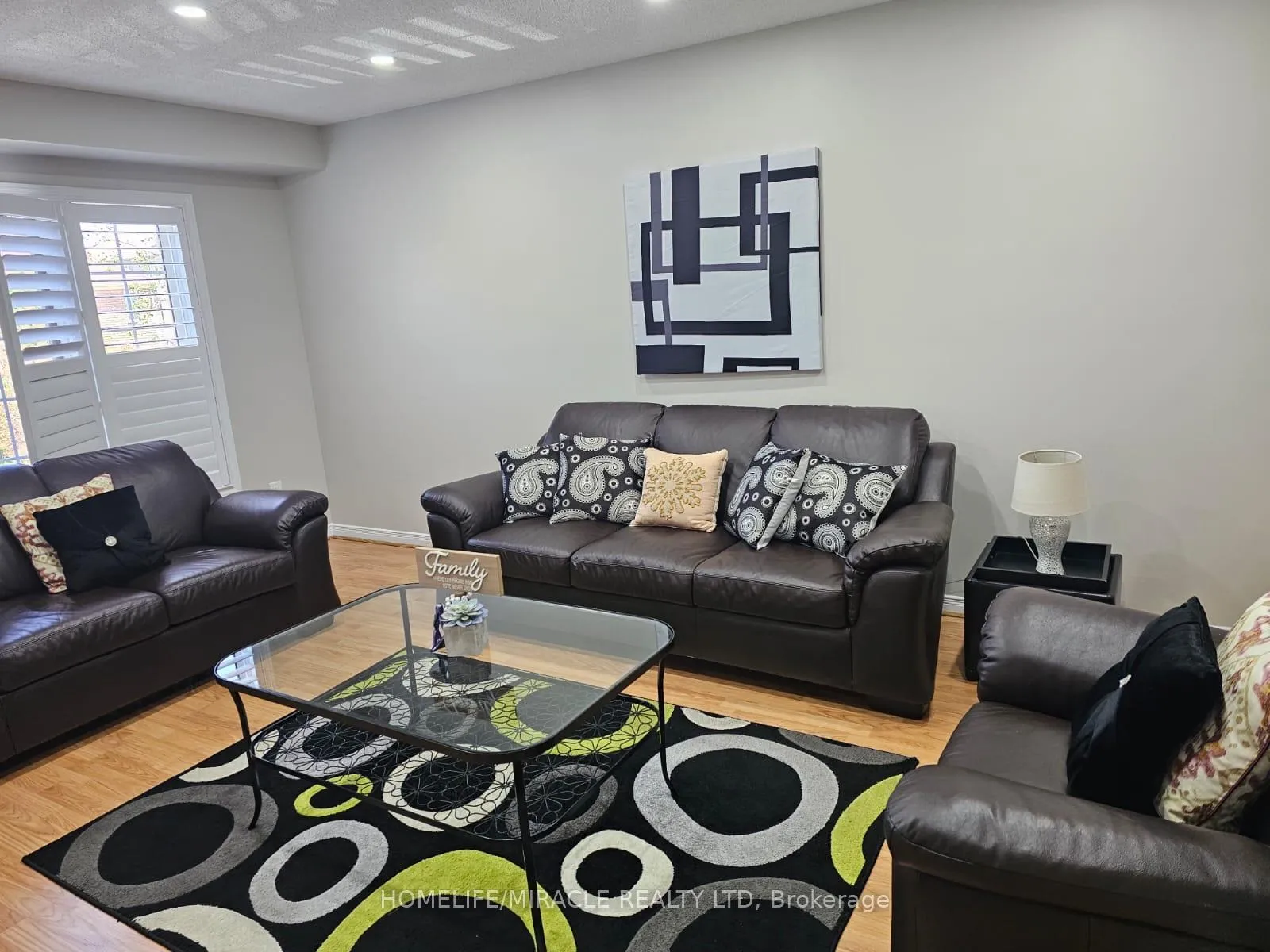 Photo 3 of 22 Domenico Crescent, Brampton, Bram East — HOMEH