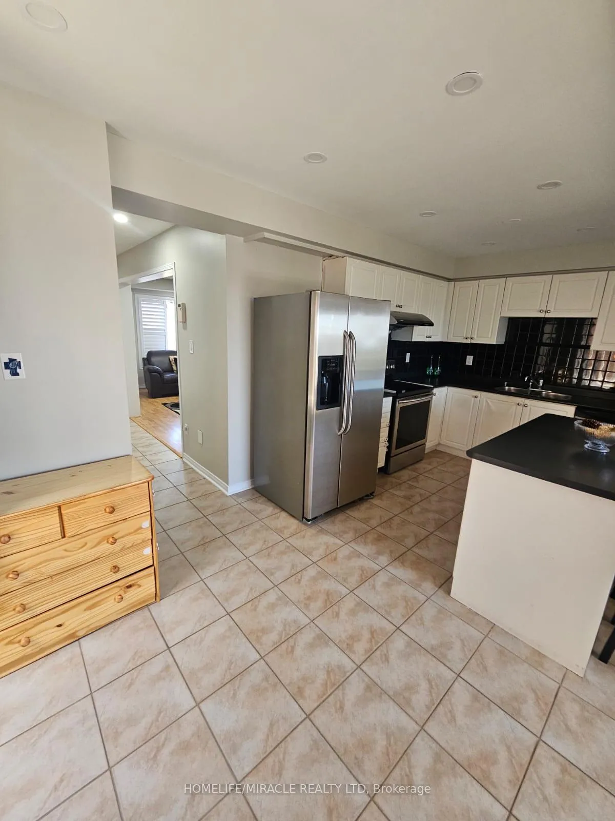 Photo 4 of 22 Domenico Crescent, Brampton, Bram East — HOMEH