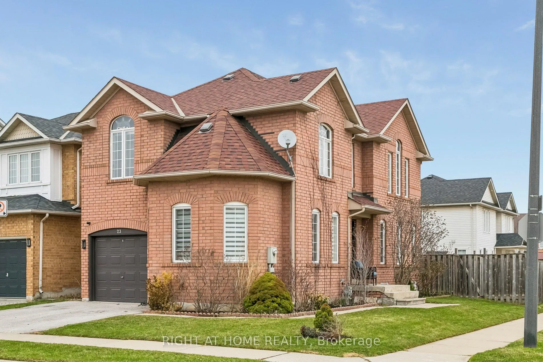 Photo 2 of 23 Coates Drive, Milton, Dempsey — HOMEH