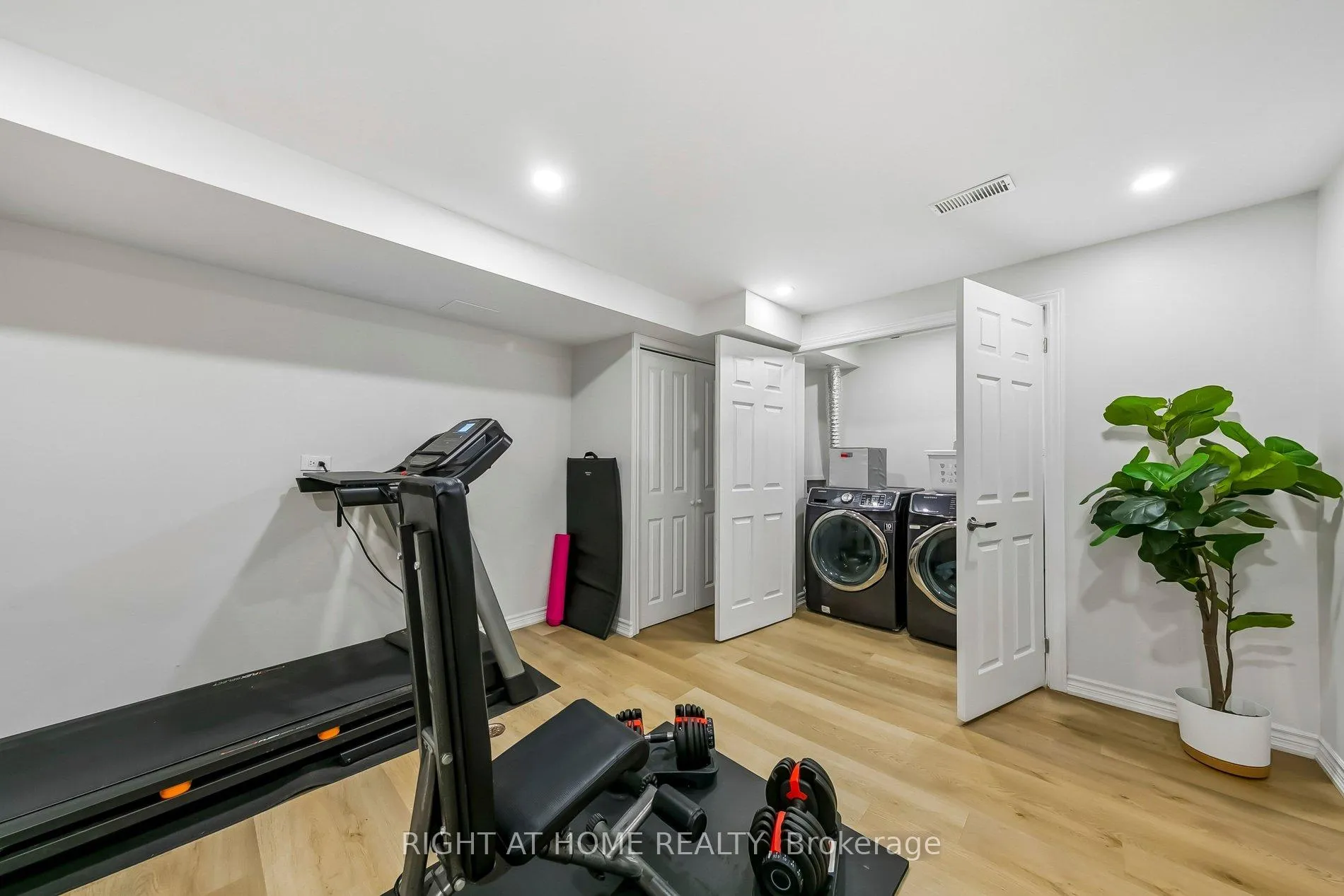 Photo 37 of 23 Coates Drive, Milton, Dempsey — HOMEH