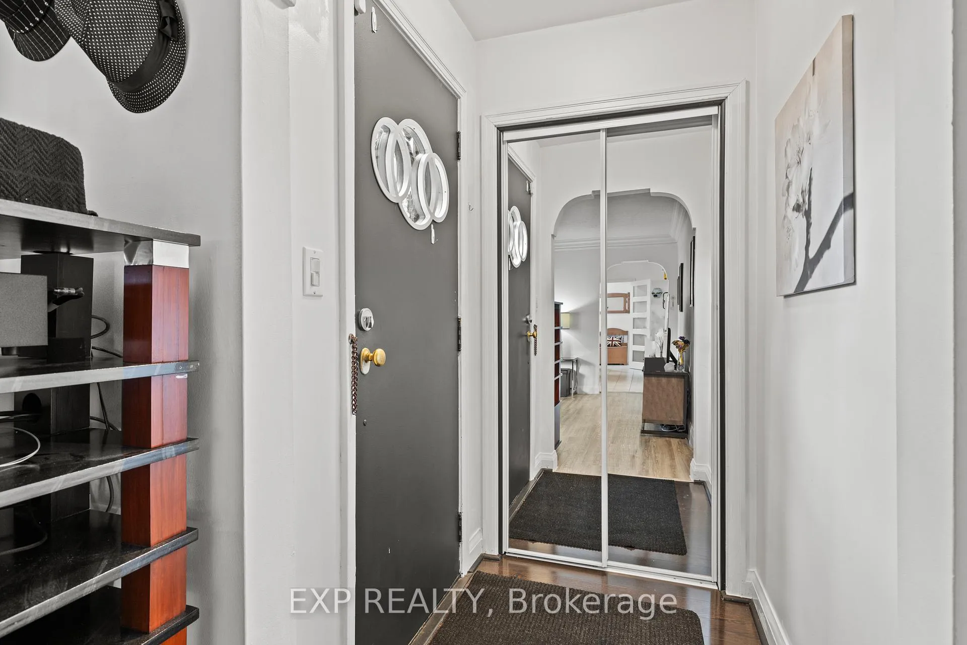 Photo 6 of 5367 Kitchener Street, Niagara Falls, Clifton Hill — HOMEH