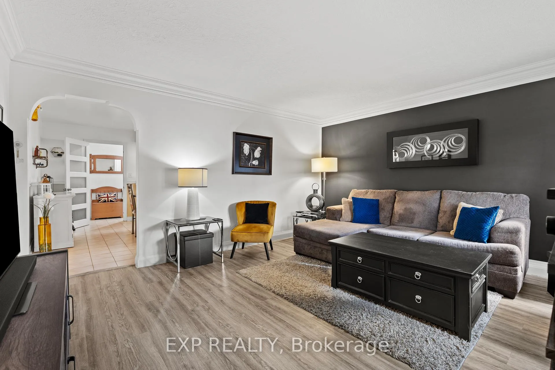 Photo 9 of 5367 Kitchener Street, Niagara Falls, Clifton Hill — HOMEH