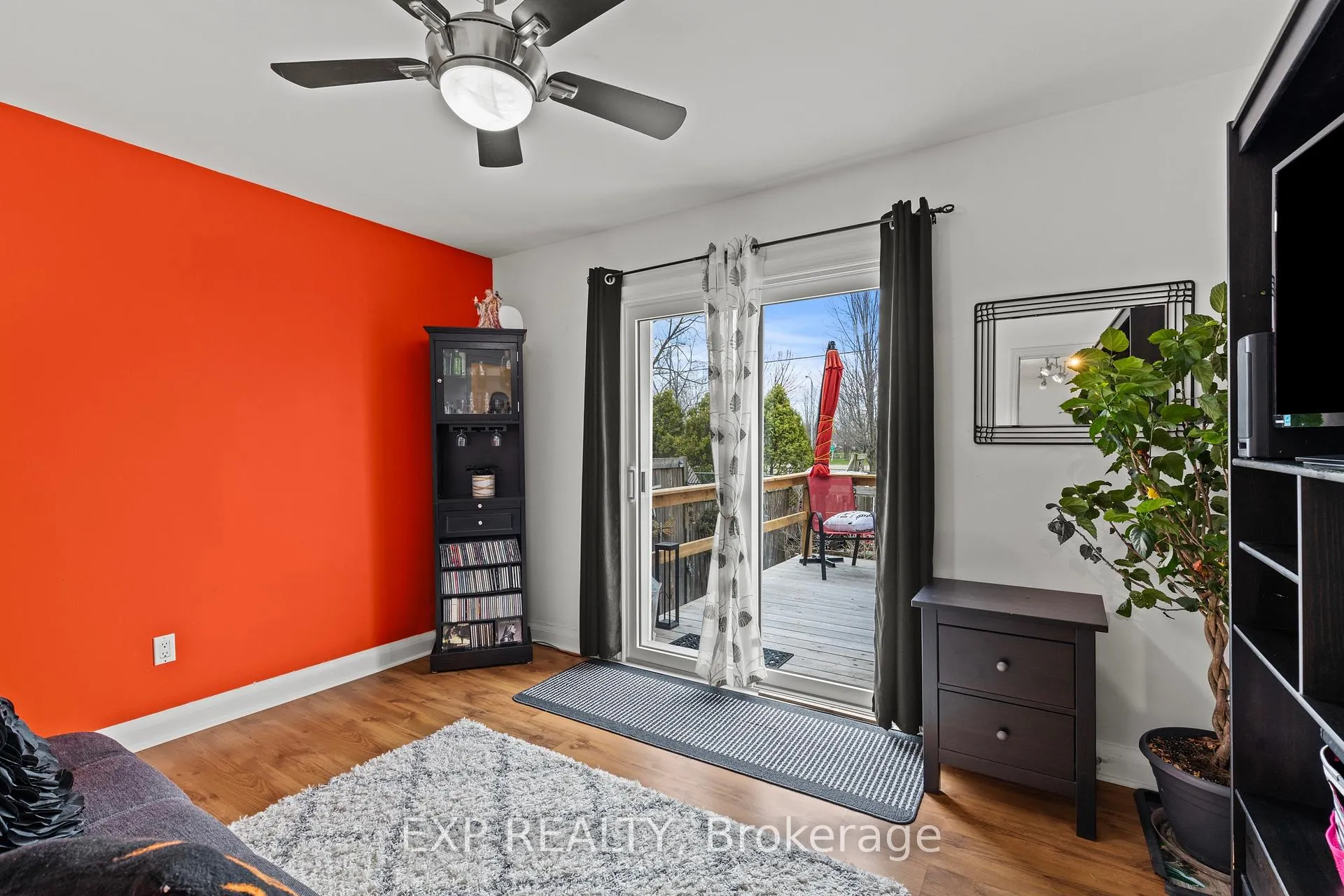 Photo 14 of 5367 Kitchener Street, Niagara Falls, Clifton Hill — HOMEH