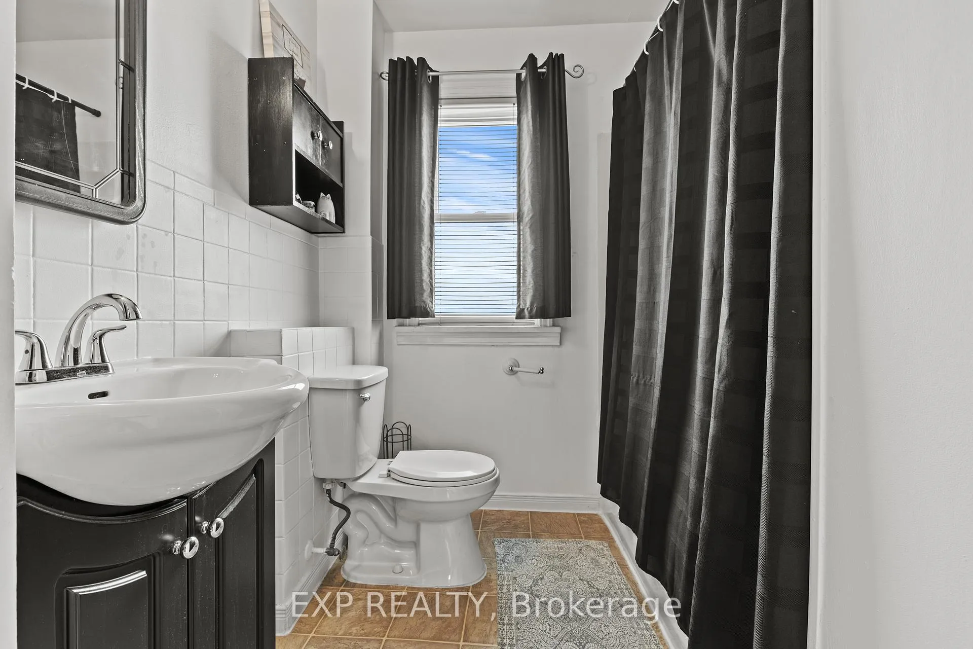 Photo 34 of 5367 Kitchener Street, Niagara Falls, Clifton Hill — HOMEH