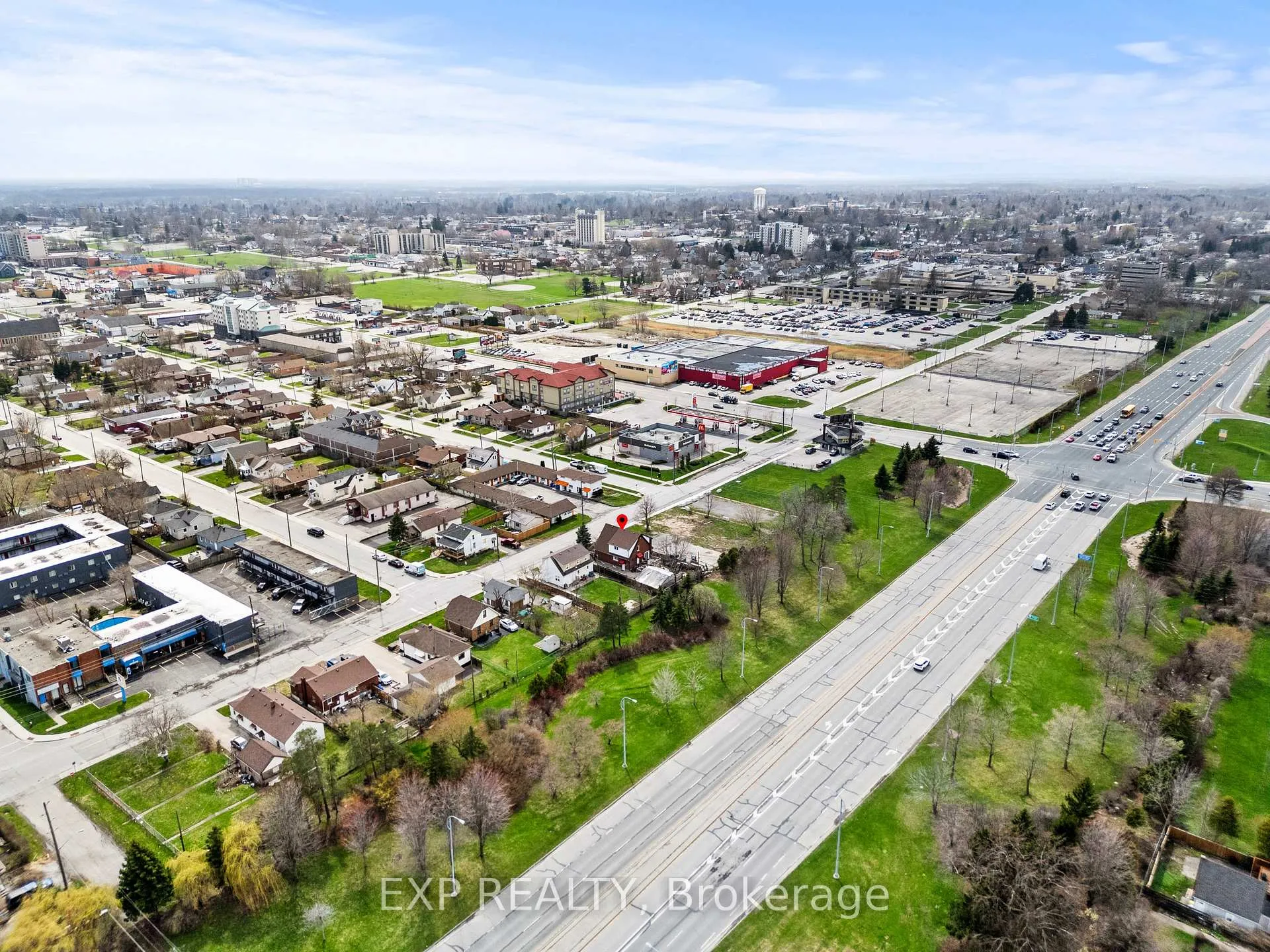 Photo 49 of 5367 Kitchener Street, Niagara Falls, Clifton Hill — HOMEH