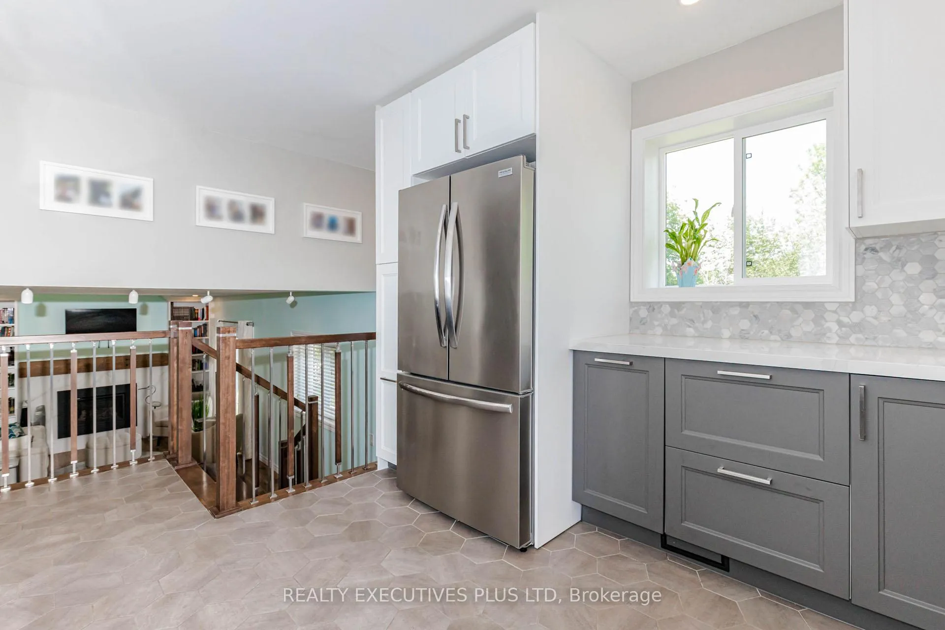Photo 18 of 12 Maidstone Crescent, Brampton, Central Park — HOMEH