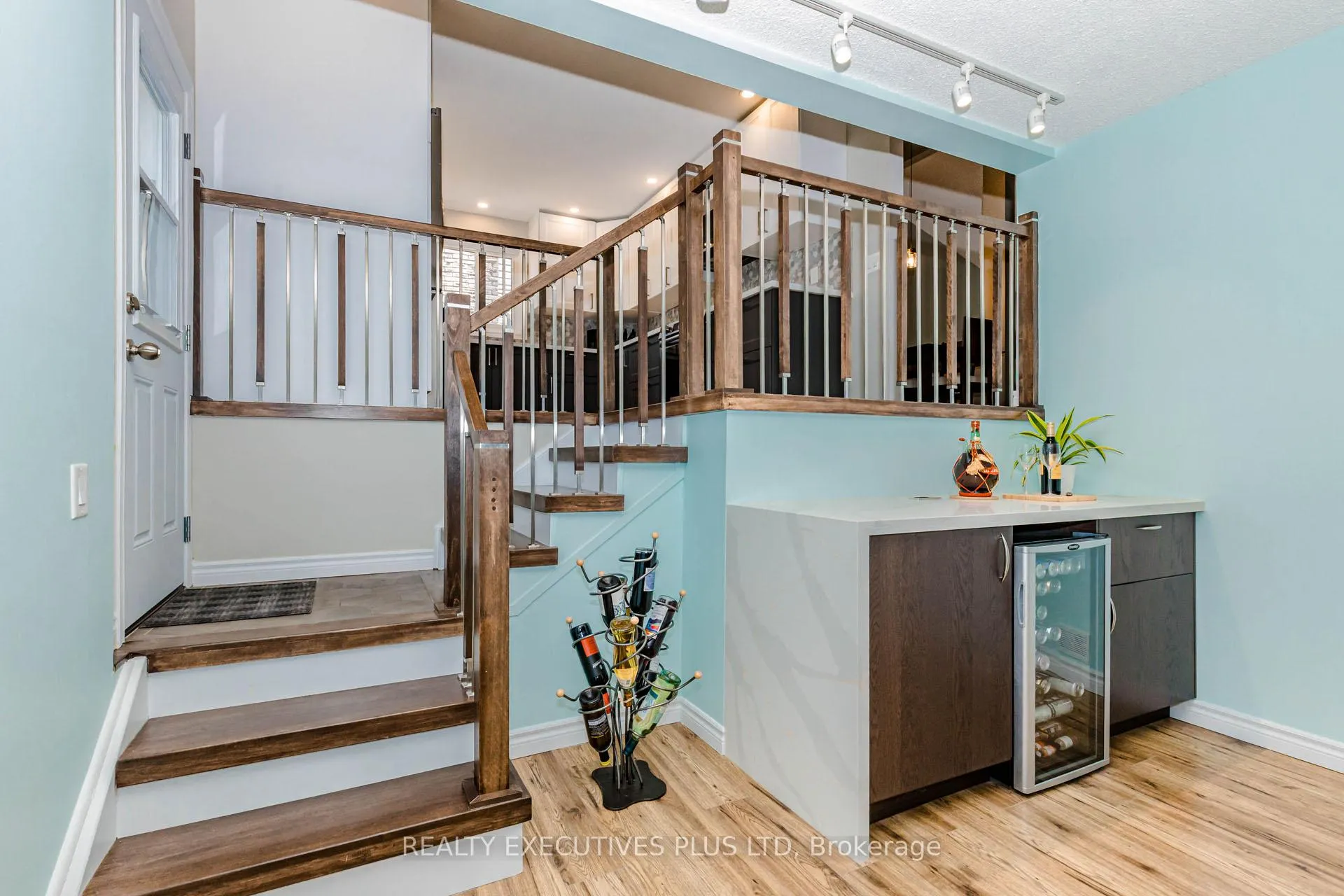 Photo 26 of 12 Maidstone Crescent, Brampton, Central Park — HOMEH